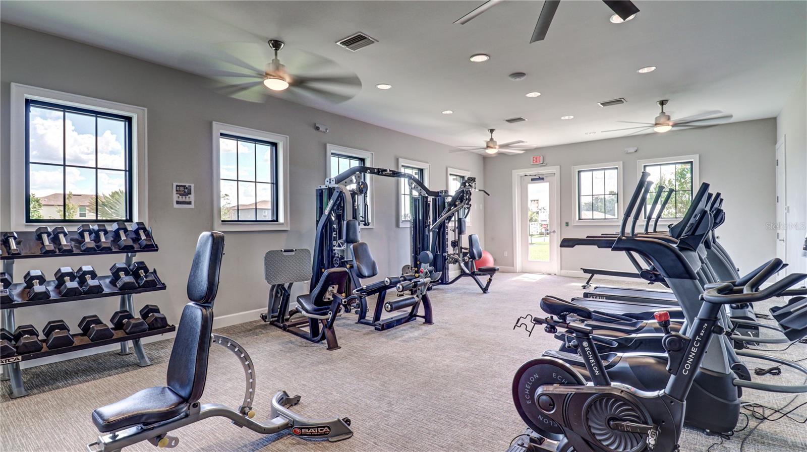36427 GARDEN WALL WAY, ZEPHYRHILLS, FL — photo 52