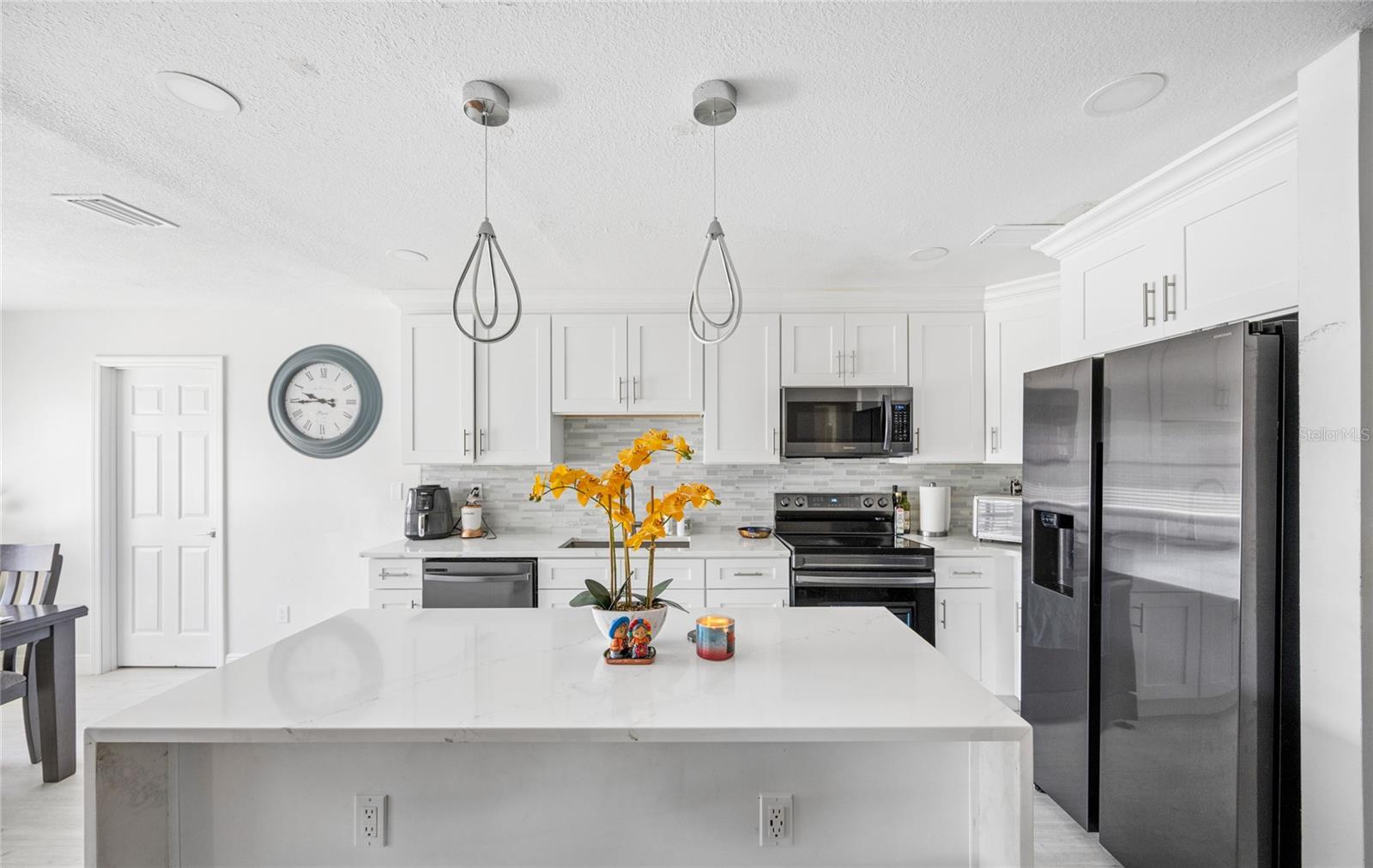 733 SAXBY AVE, ORLANDO, FL — photo 9