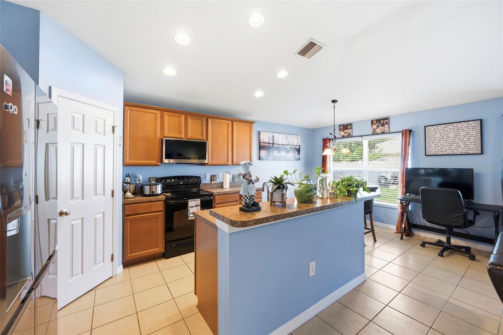 5656 SWEET WILLIAM TER, LAND O LAKES, FL — photo 27