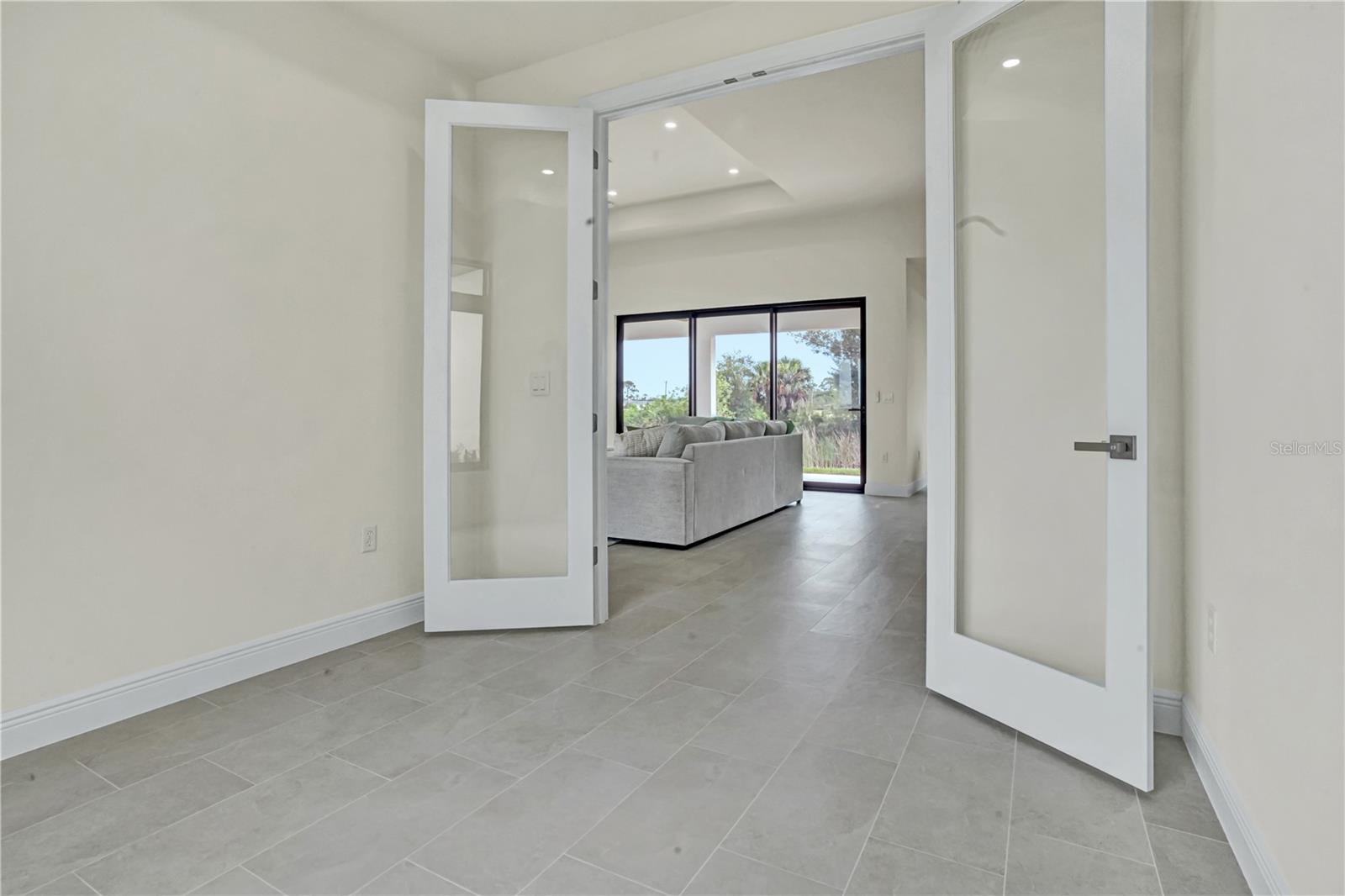 1239 NW 24TH TER, CAPE CORAL, FL — photo 9