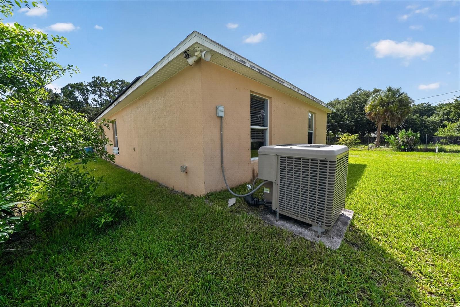 1081 JOHNSTON RD SE, PALM BAY, FL — photo 2