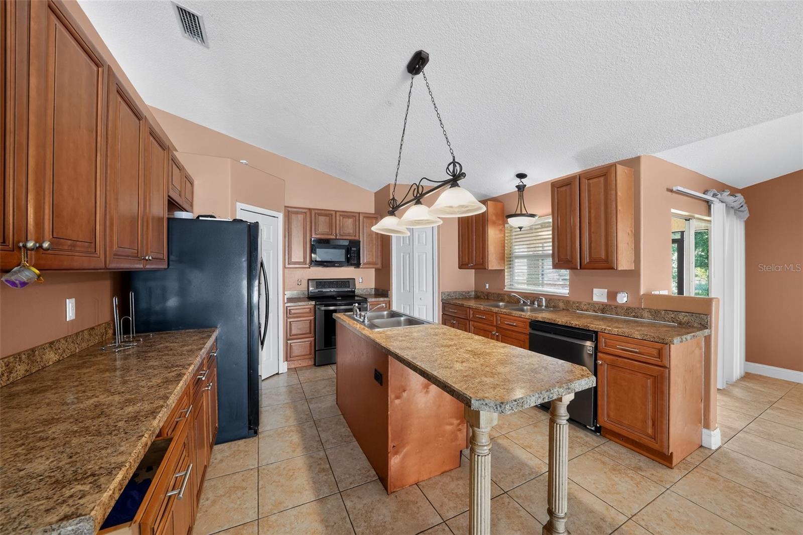 1081 JOHNSTON RD SE, PALM BAY, FL — photo 32