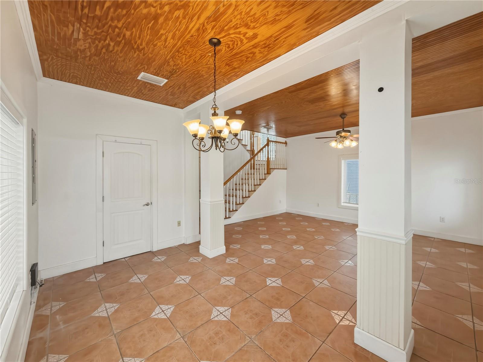 211 E 131ST AVE, TAMPA, FL — photo 11