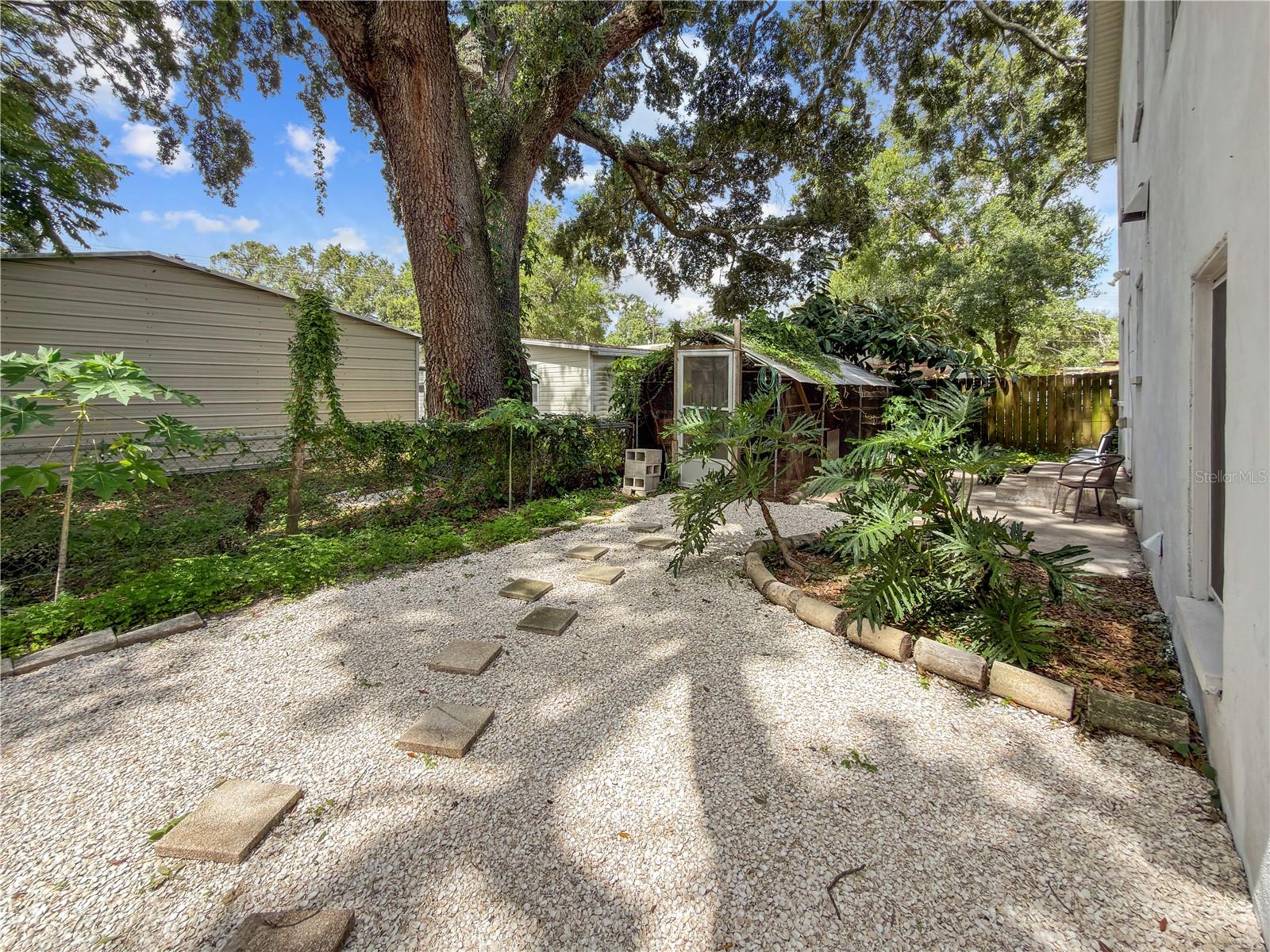 211 E 131ST AVE, TAMPA, FL — photo 40