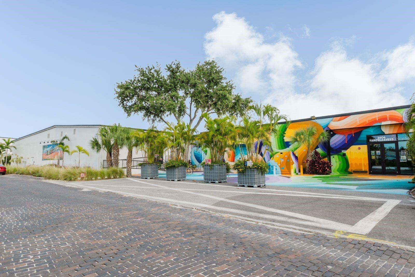 2560 5TH AVE S, ST PETERSBURG, FL — photo 39