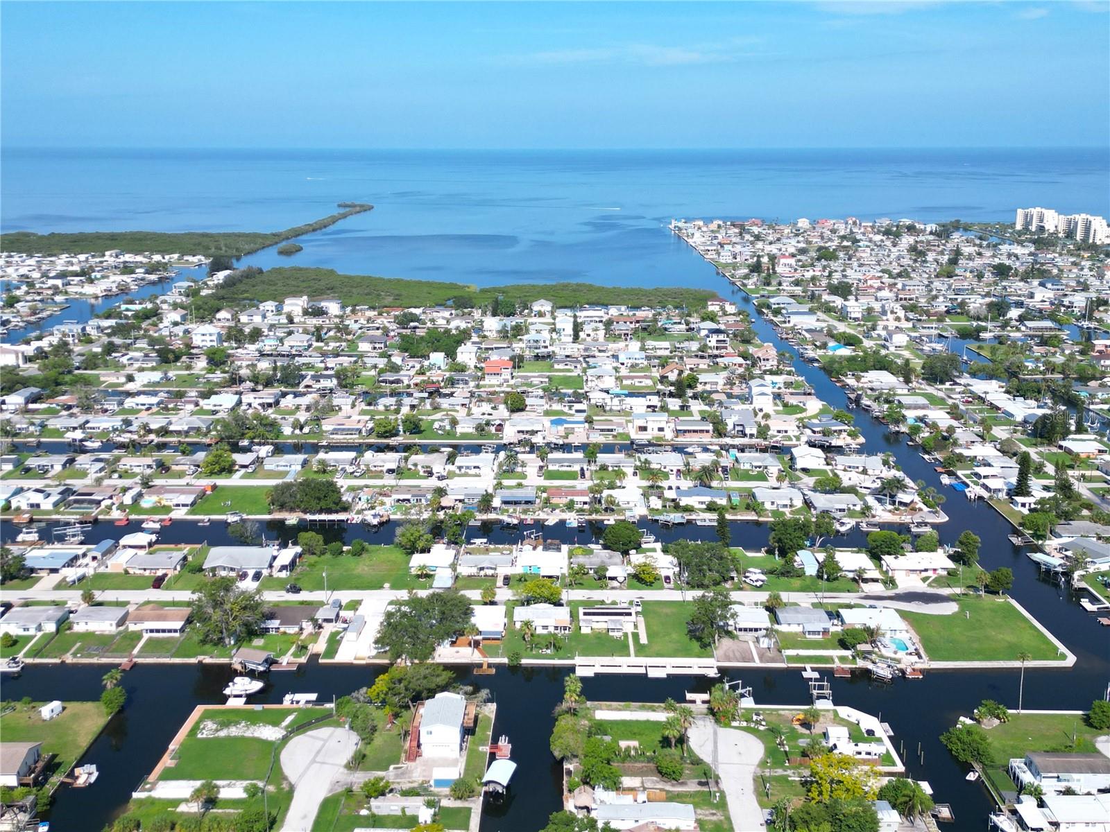 13400 CAROL DR, HUDSON, FL — photo 18