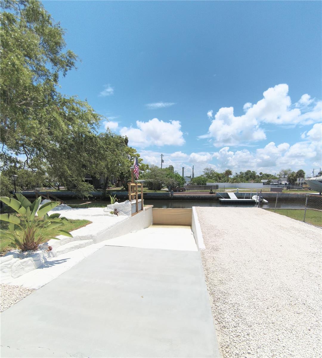 13400 CAROL DR, HUDSON, FL — photo 9