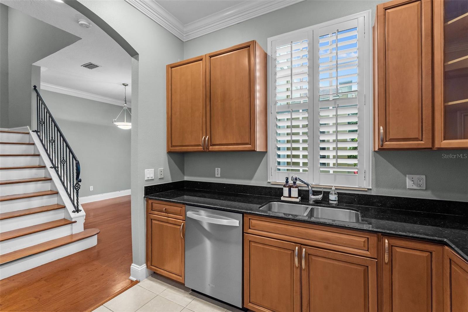 2419 VICTORIA GARDENS LN, TAMPA, FL — photo 16