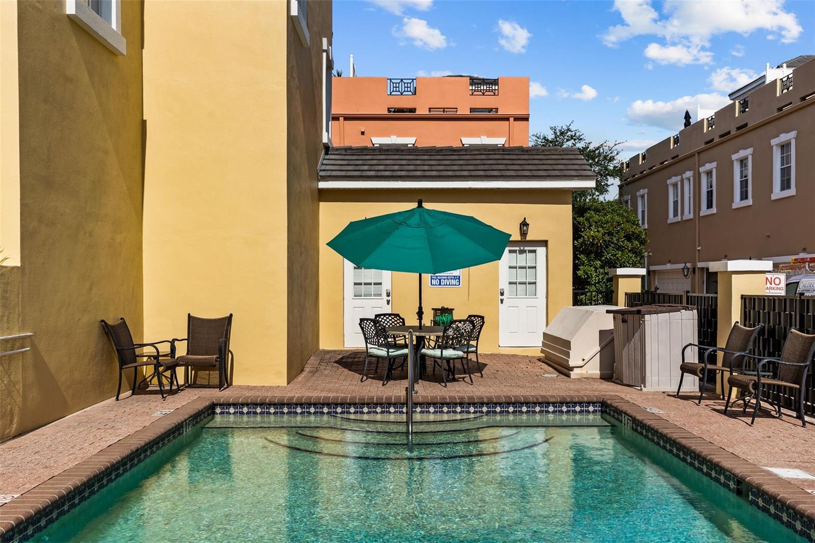 2419 VICTORIA GARDENS LN, TAMPA, FL — photo 49