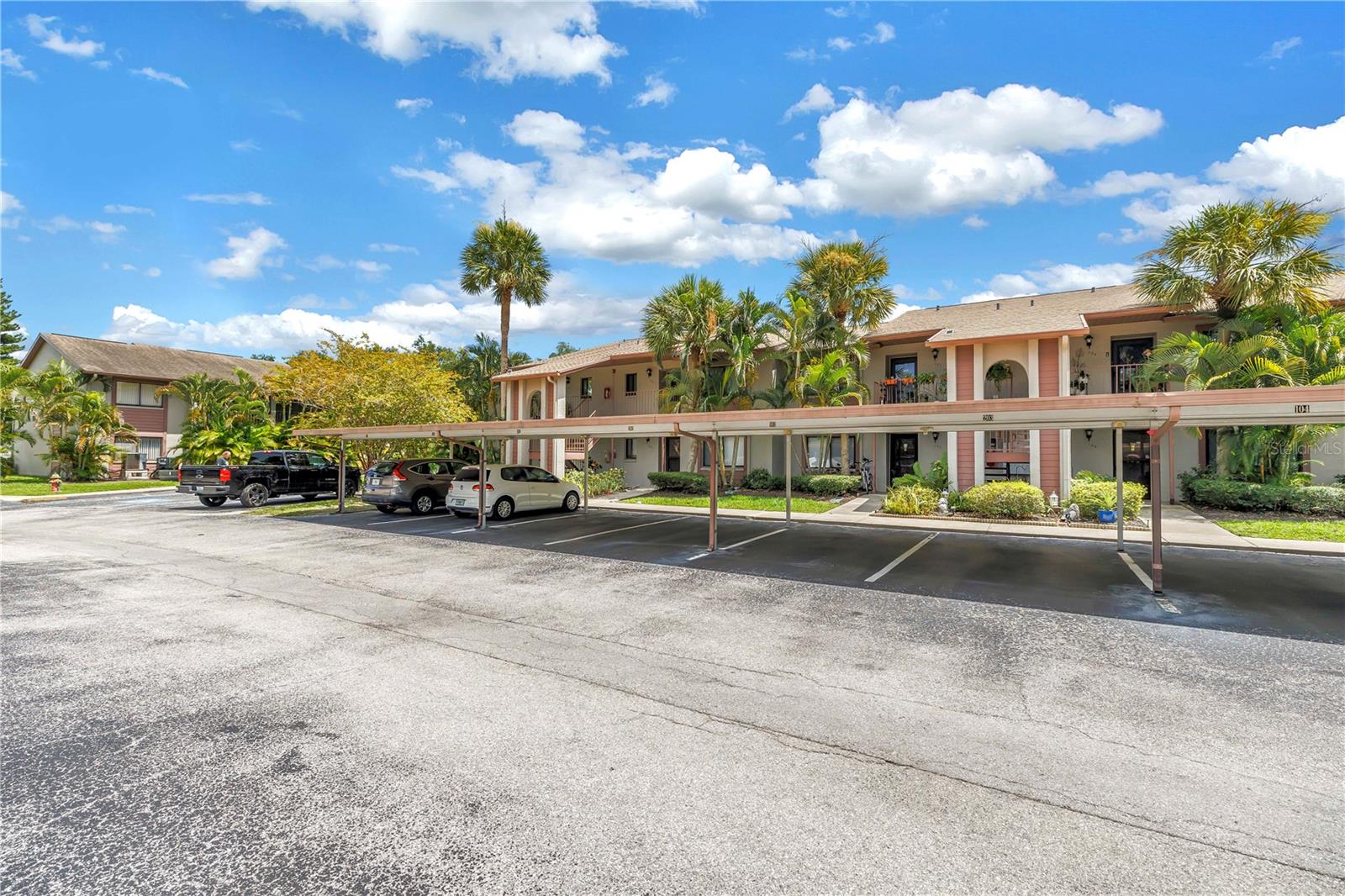 723 83RD AVE N #102, ST PETERSBURG, FL
