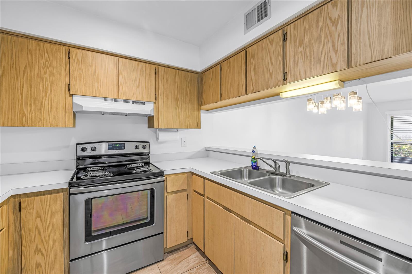 723 83RD AVE N #102, ST PETERSBURG, FL — photo 8