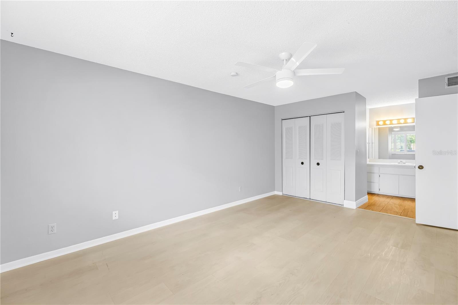 723 83RD AVE N #102, ST PETERSBURG, FL — photo 29