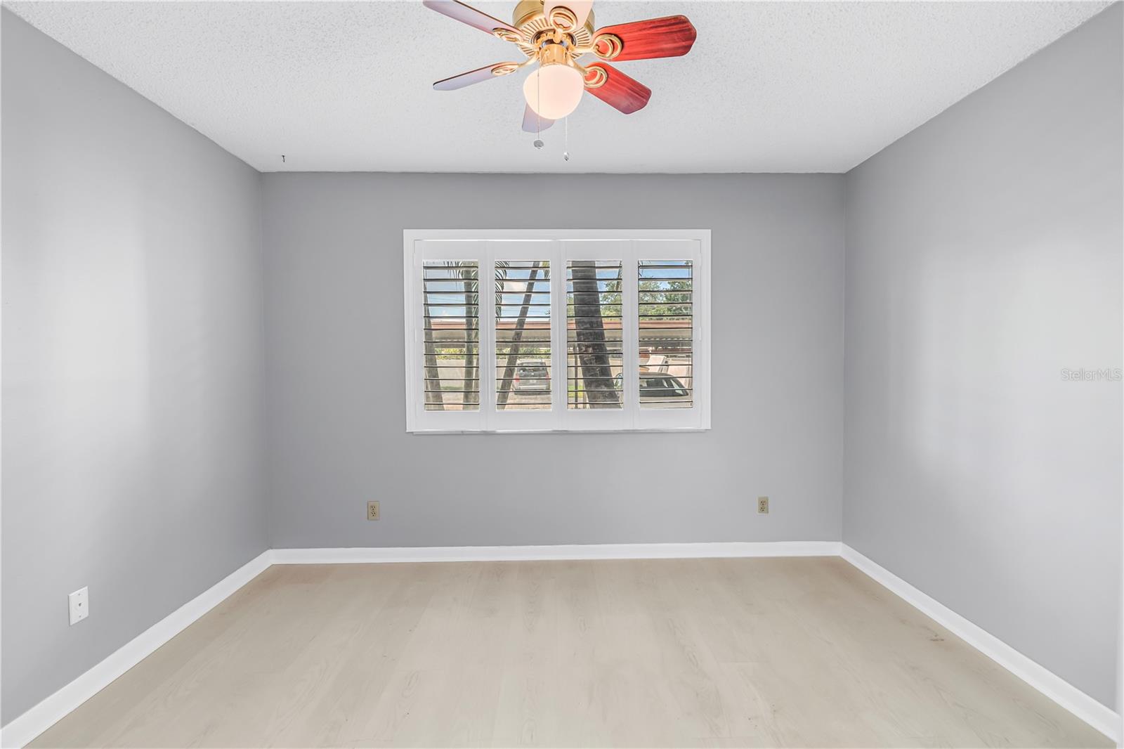 723 83RD AVE N #102, ST PETERSBURG, FL — photo 38