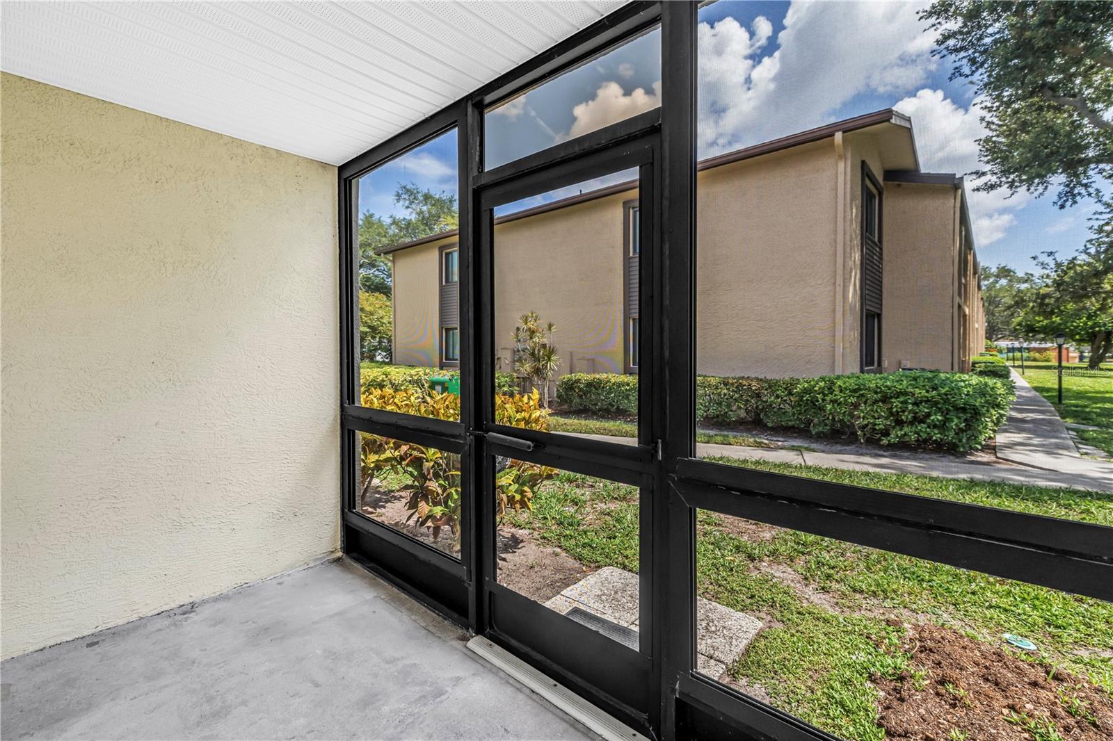 723 83RD AVE N #102, ST PETERSBURG, FL — photo 42