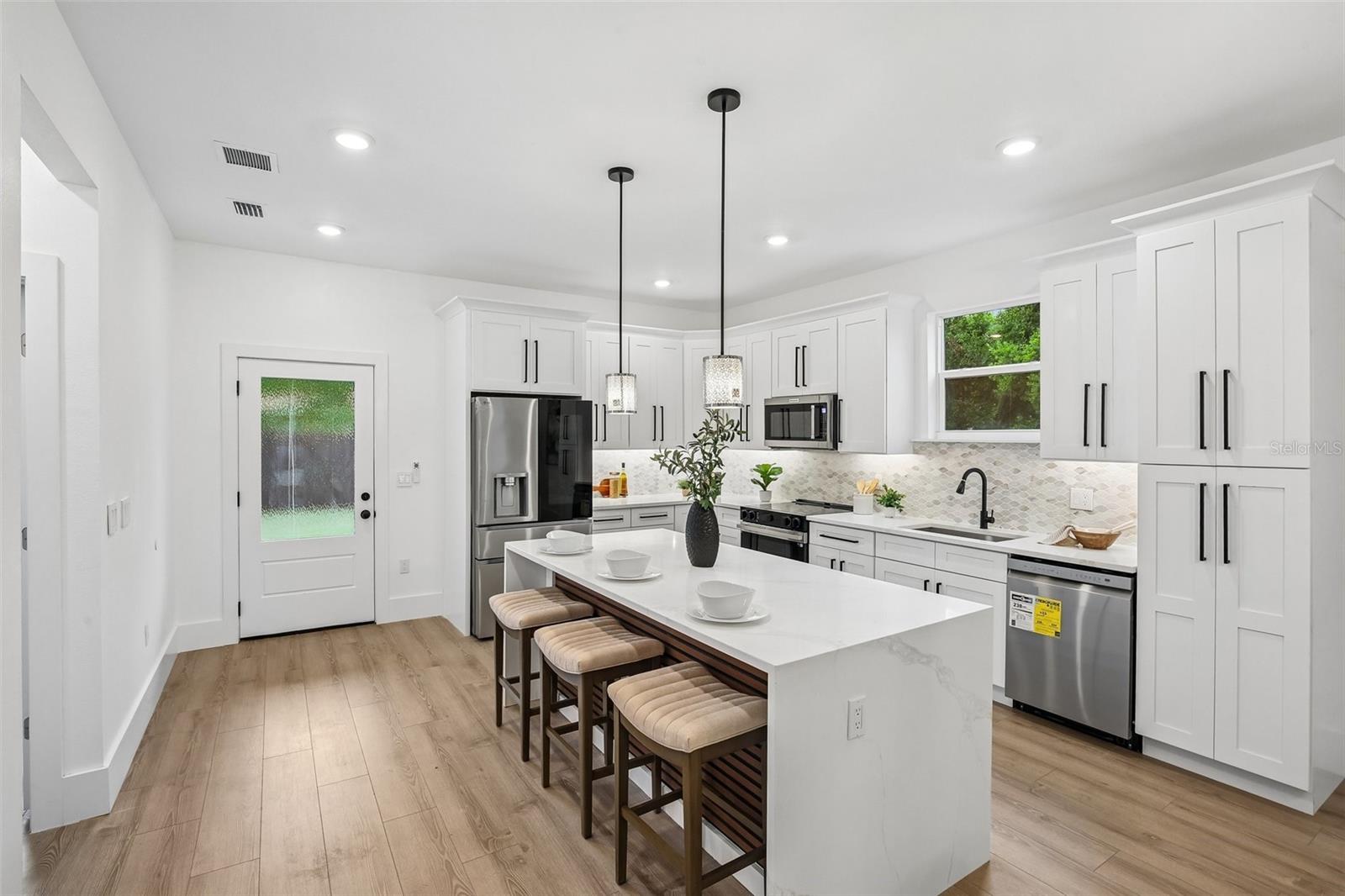 3612 E CLIFTON ST, TAMPA, FL — photo 14
