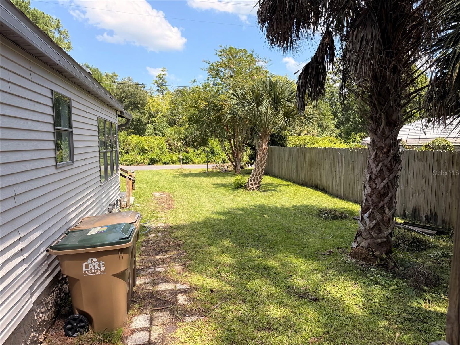 55643 LISA ST, ASTOR, FL — photo 44