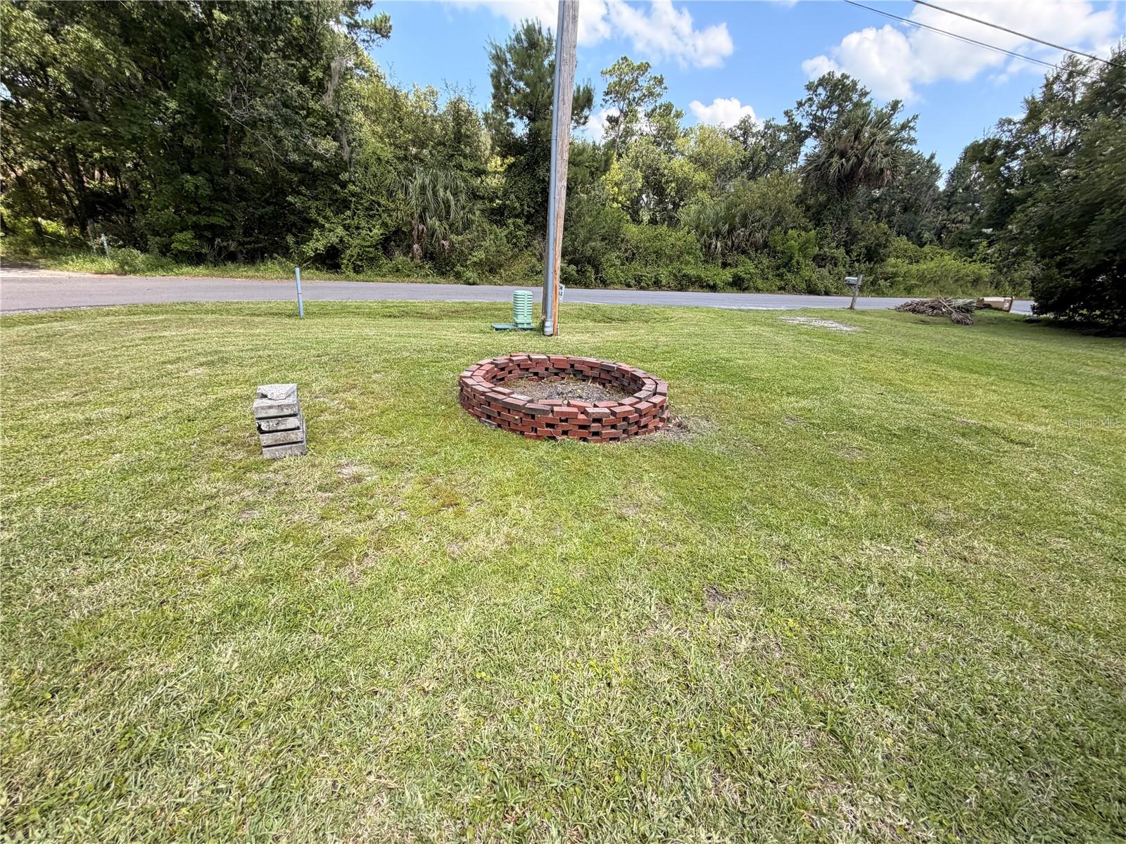 55643 LISA ST, ASTOR, FL — photo 51