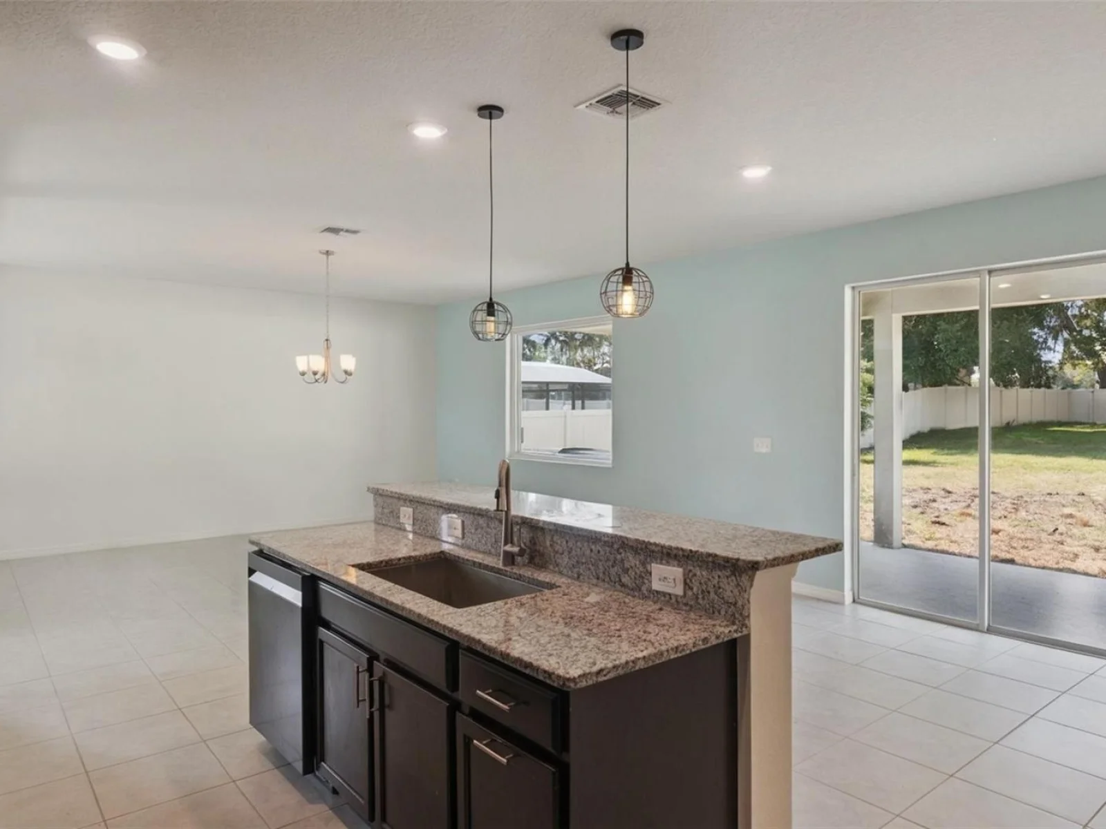 15898 BRADICKS CT, CLERMONT, FL — photo 9