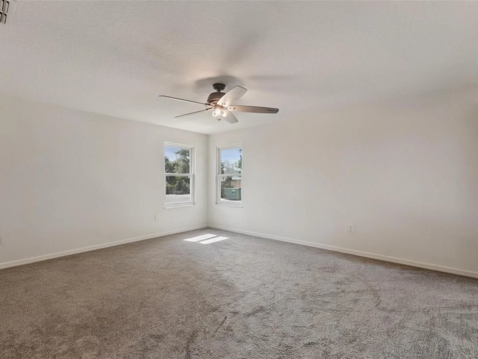 15898 BRADICKS CT, CLERMONT, FL — photo 16