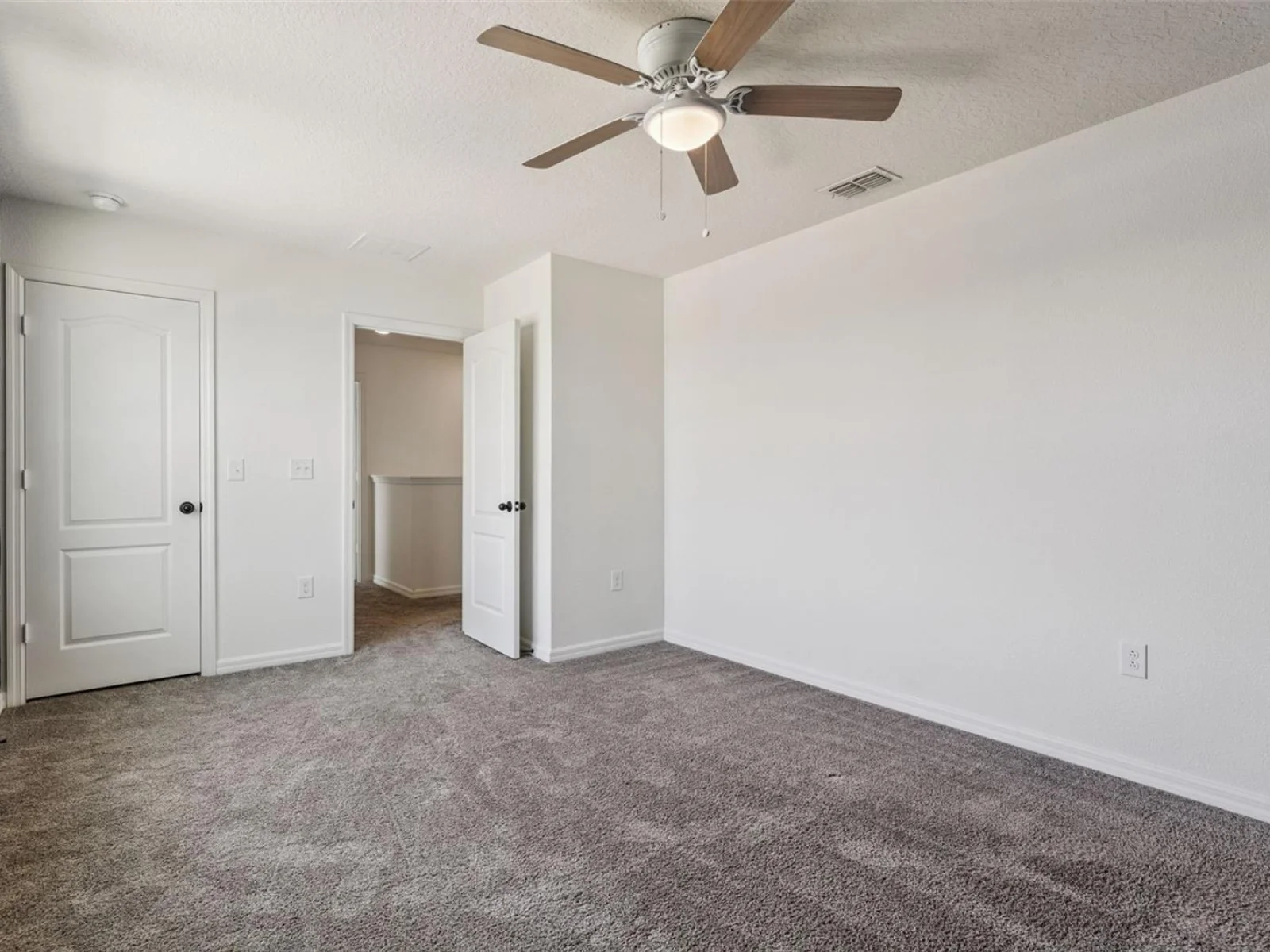 15898 BRADICKS CT, CLERMONT, FL — photo 19