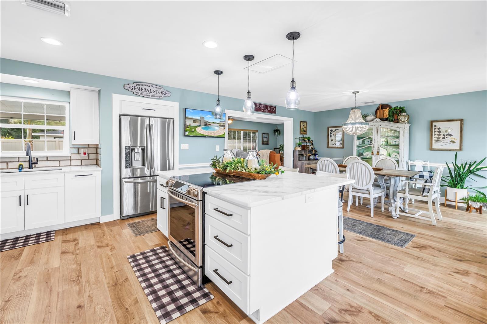 5891 33RD AVE N, ST PETERSBURG, FL — photo 11