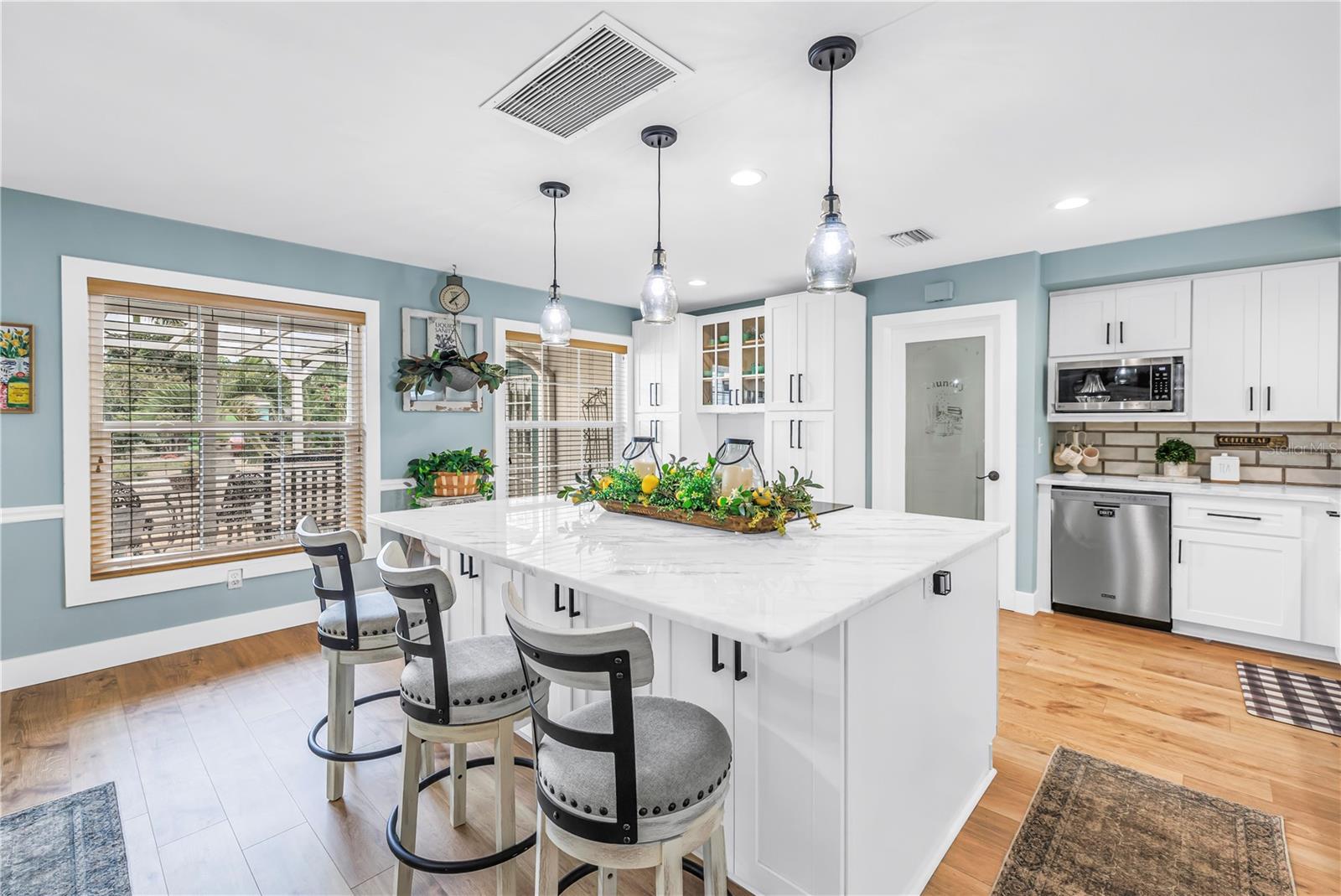 5891 33RD AVE N, ST PETERSBURG, FL — photo 17