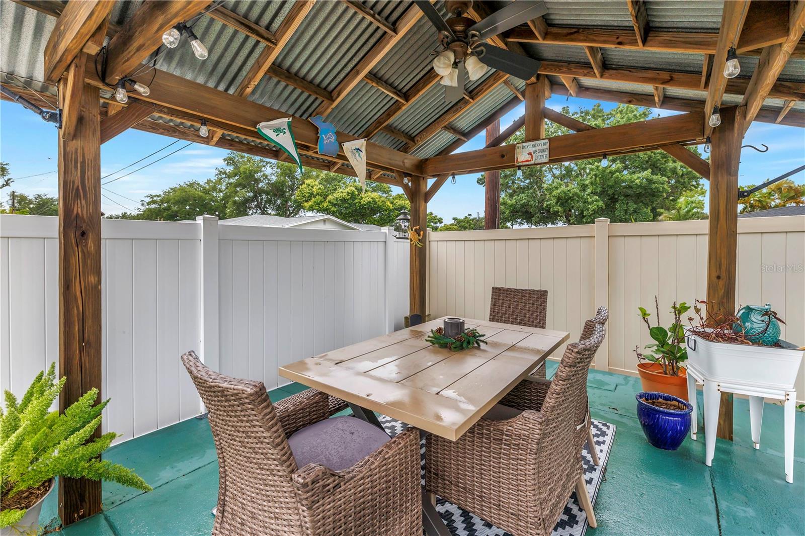 5891 33RD AVE N, ST PETERSBURG, FL — photo 29