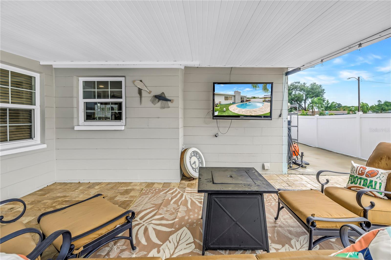 5891 33RD AVE N, ST PETERSBURG, FL — photo 35