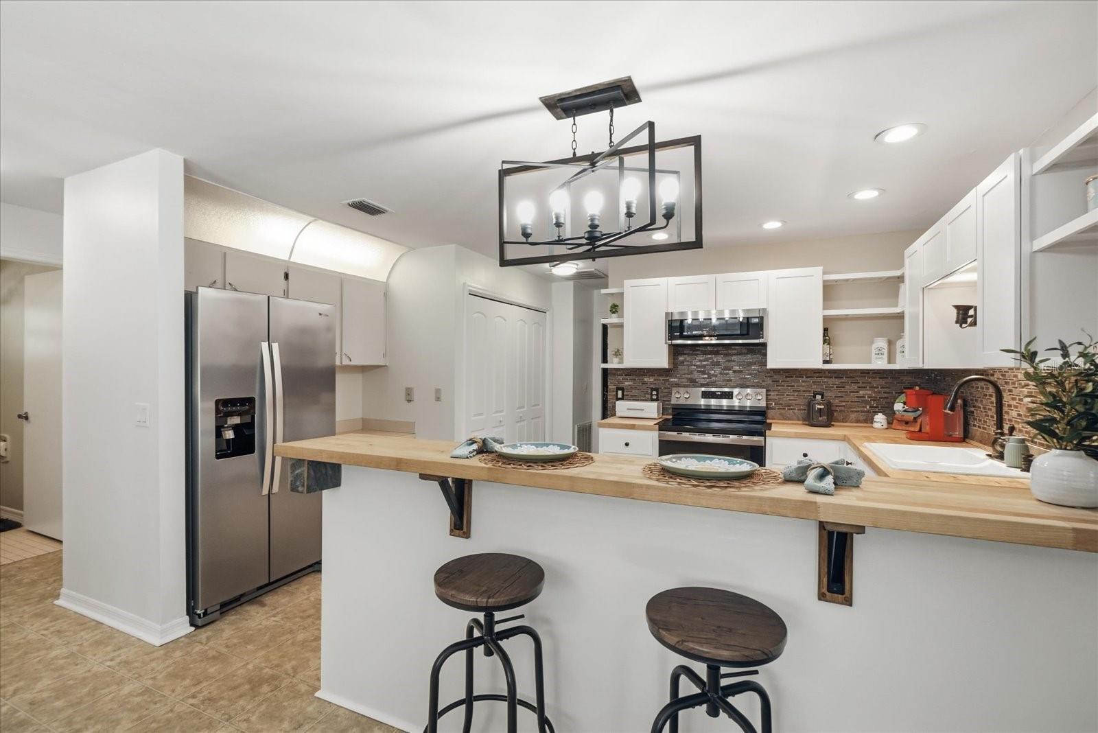 2877 W AXELWOOD DR, BEVERLY HILLS, FL — photo 11