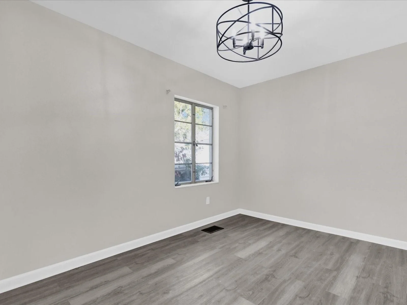 204 LOUIS ST, LEESBURG, FL — photo 17