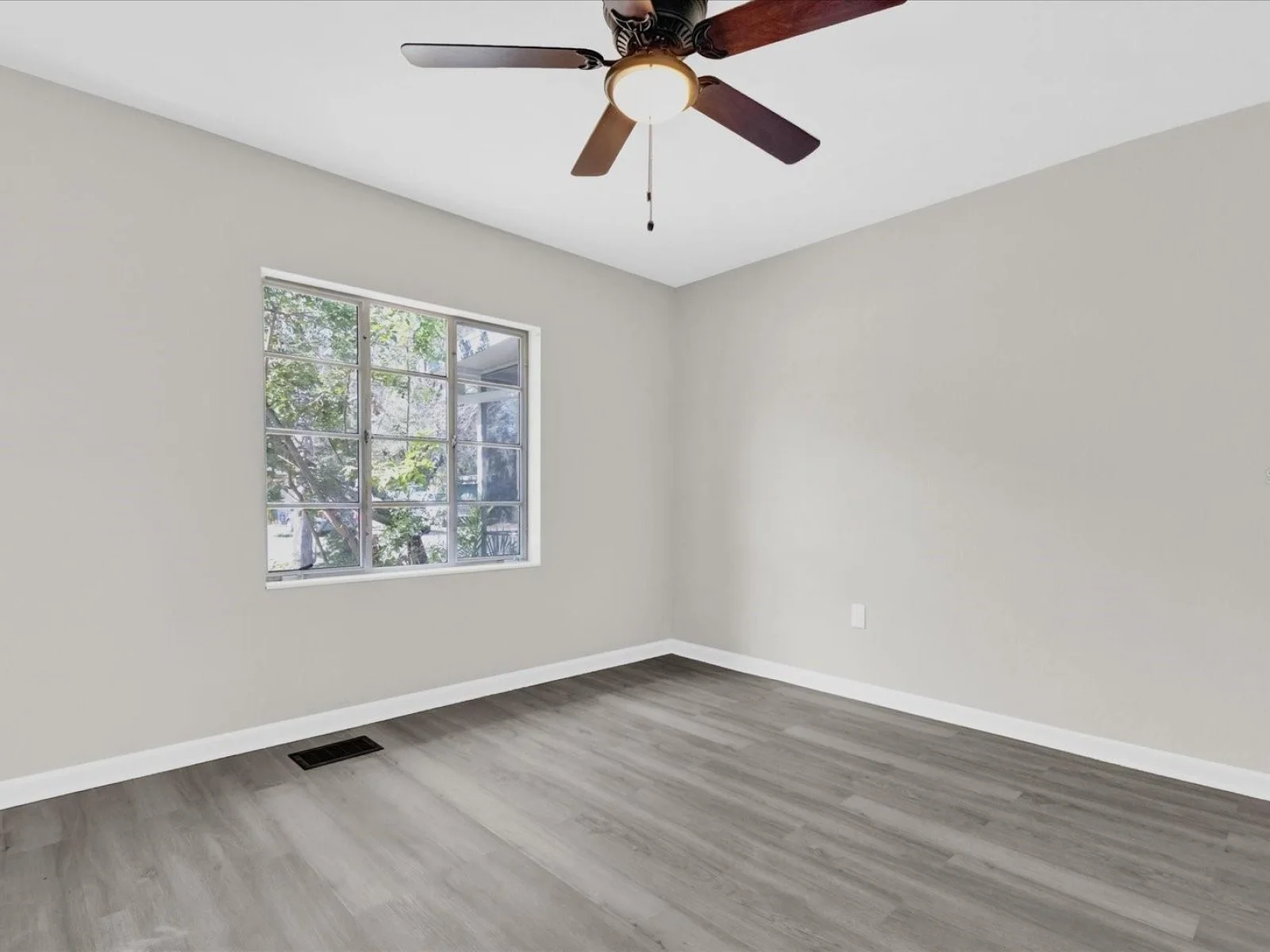 204 LOUIS ST, LEESBURG, FL — photo 23