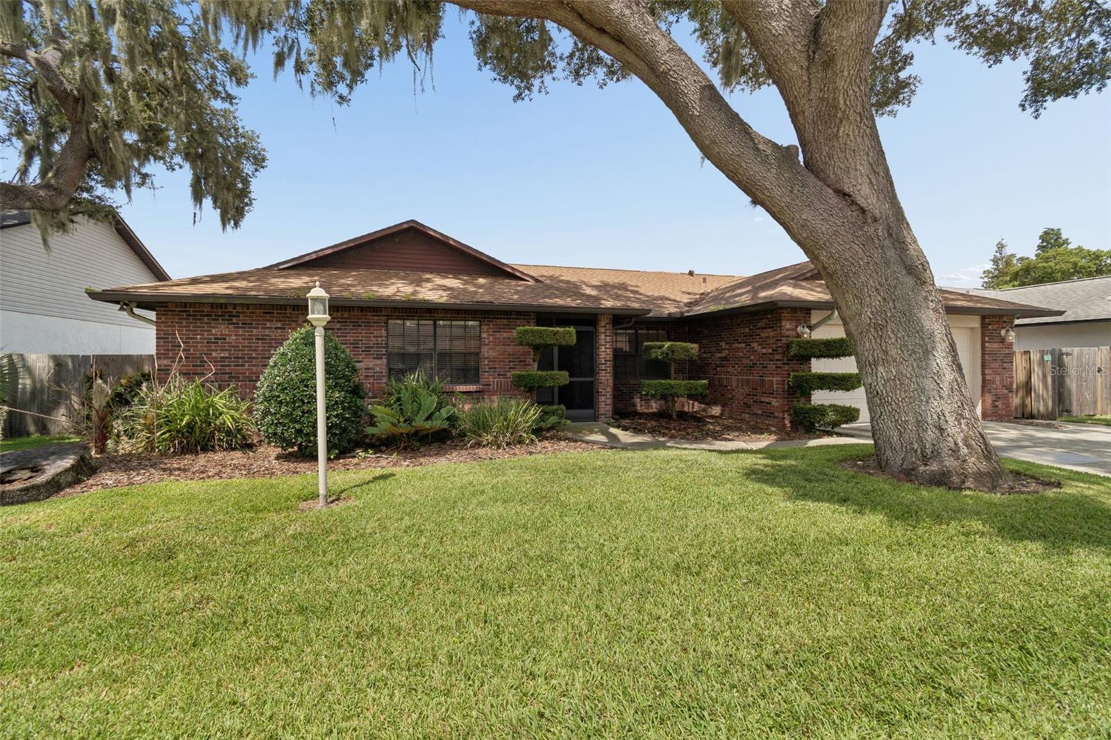 653 TIMBER POND DR, BRANDON, FL — photo 4