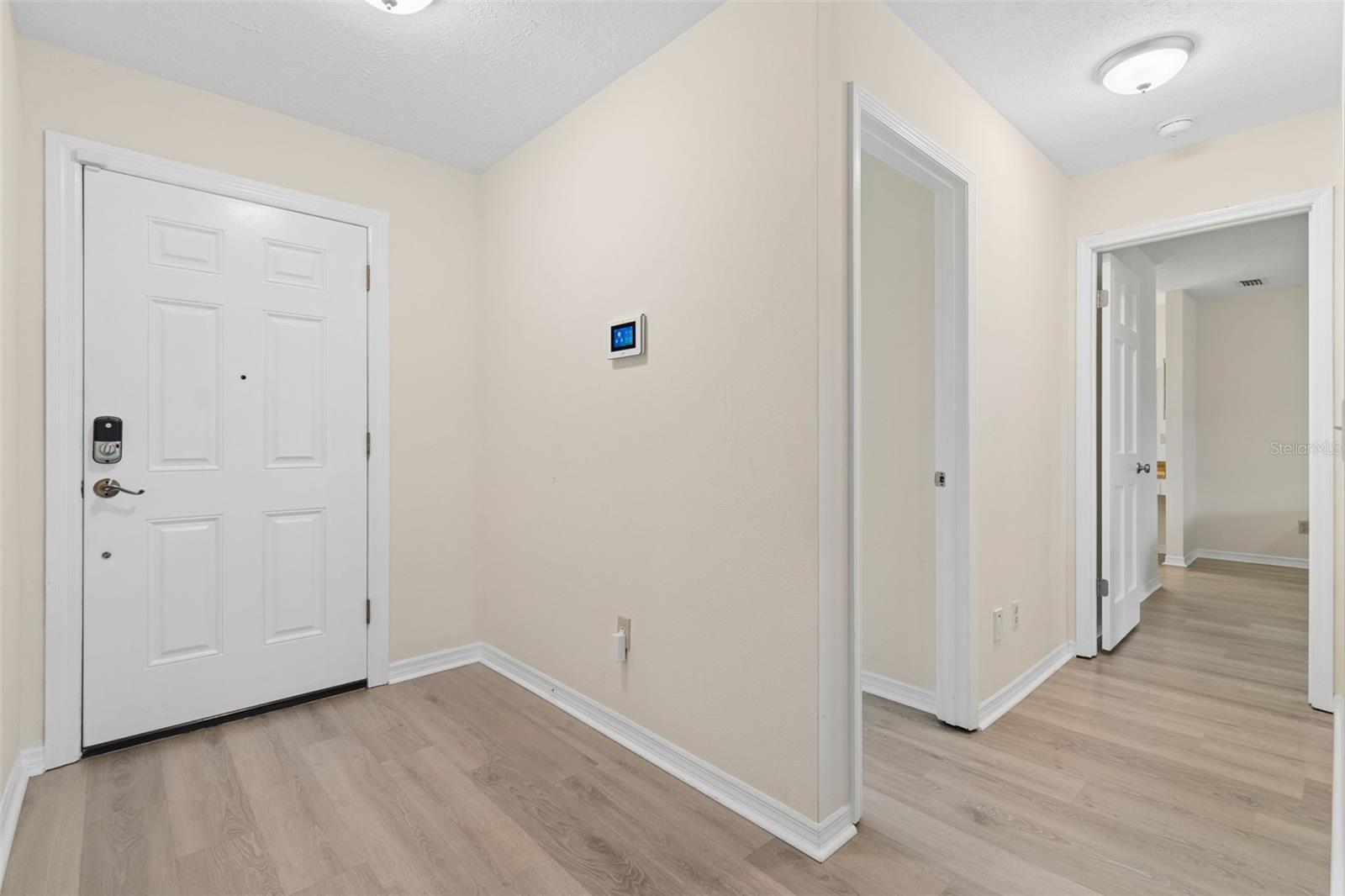653 TIMBER POND DR, BRANDON, FL — photo 10