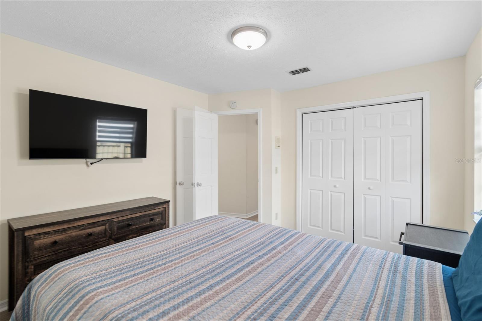 653 TIMBER POND DR, BRANDON, FL — photo 39