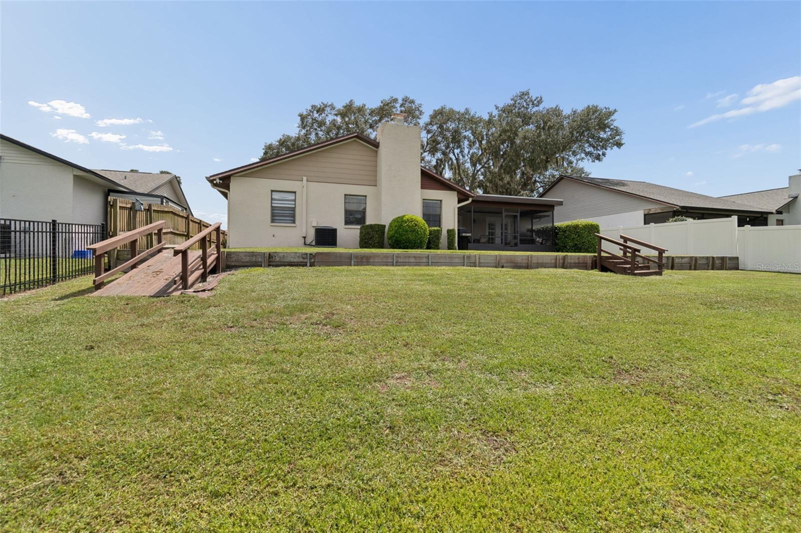 653 TIMBER POND DR, BRANDON, FL — photo 54
