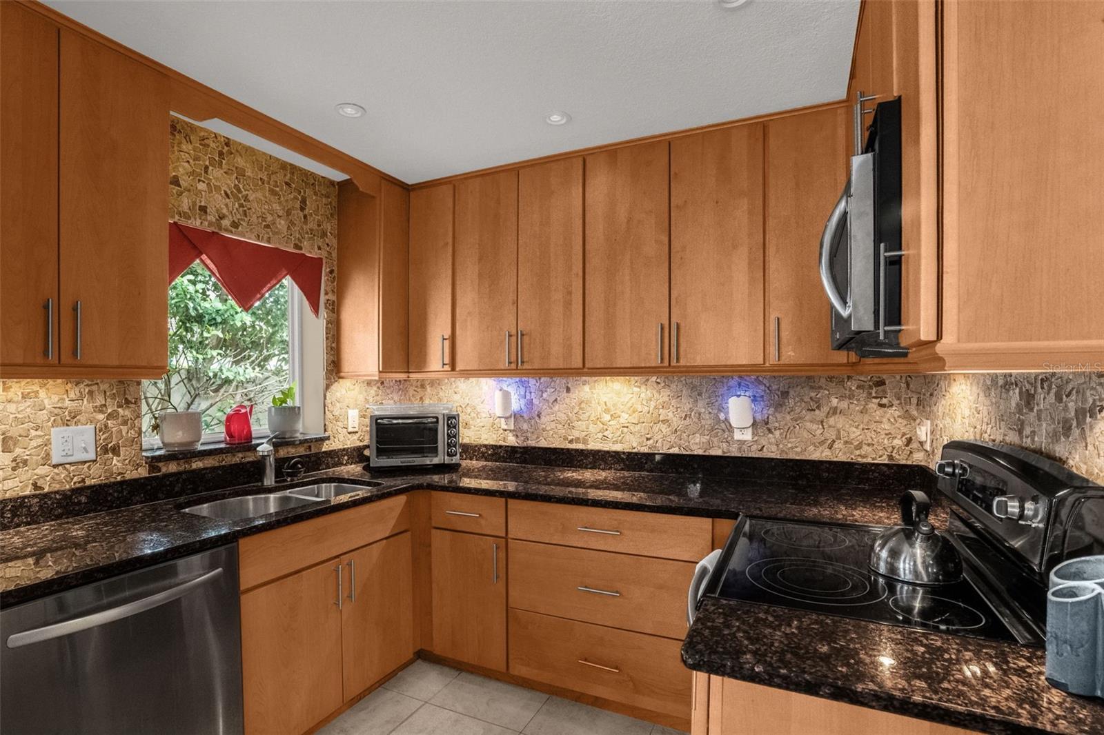 711 ANDOVER CIR, WINTER SPRINGS, FL — photo 9