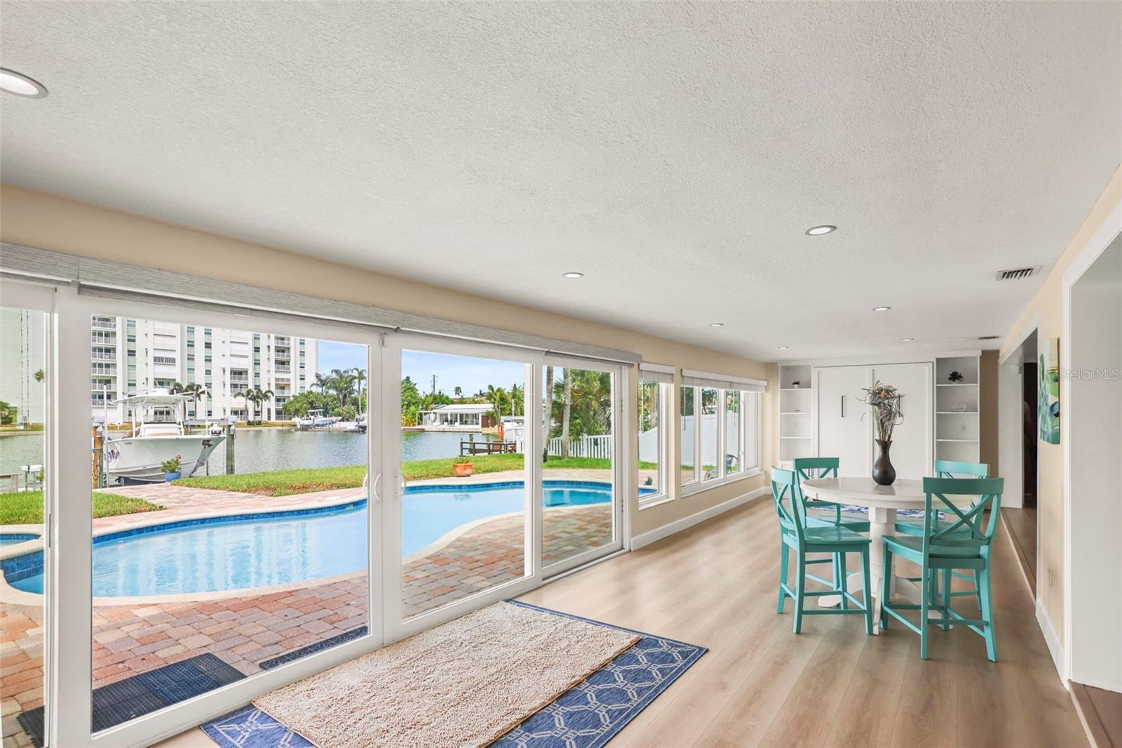 6360 2ND PALM PT, ST PETERSBURG, FL — photo 24