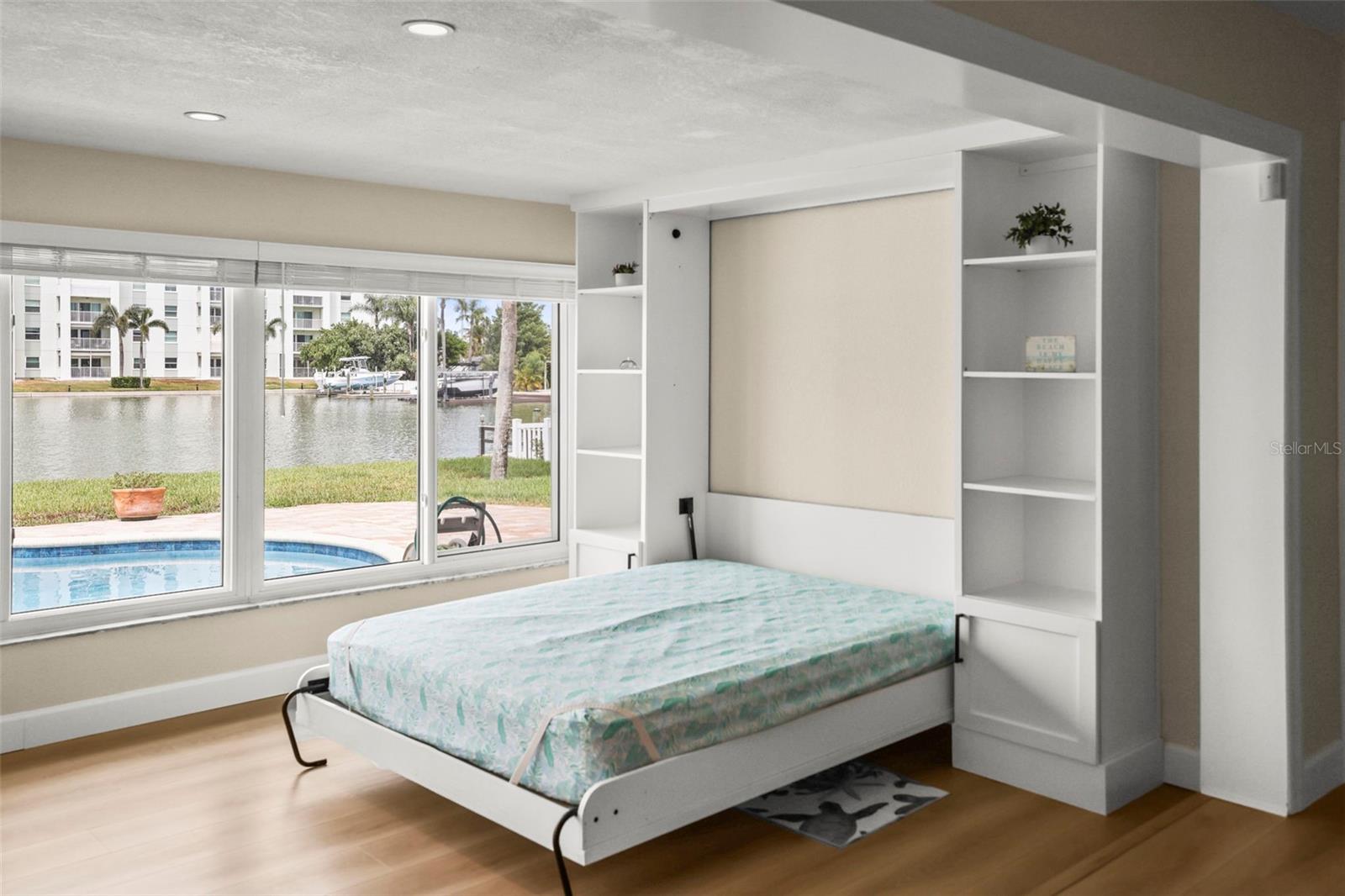 6360 2ND PALM PT, ST PETERSBURG, FL — photo 25