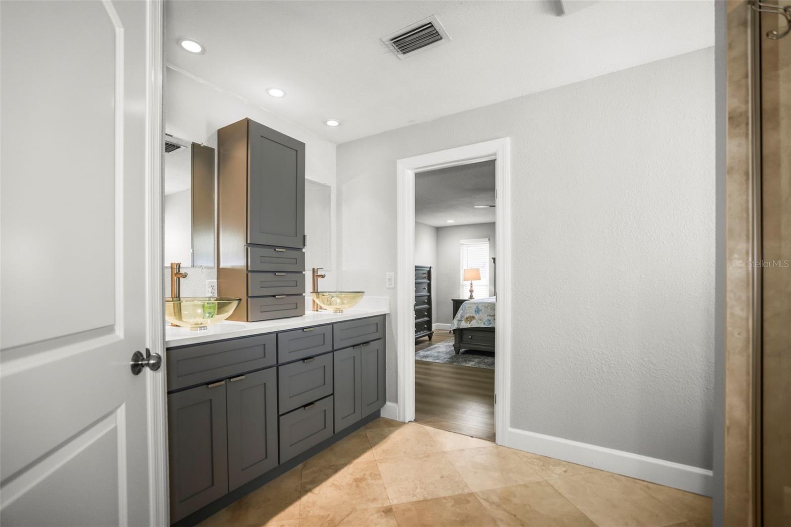 6360 2ND PALM PT, ST PETERSBURG, FL — photo 31