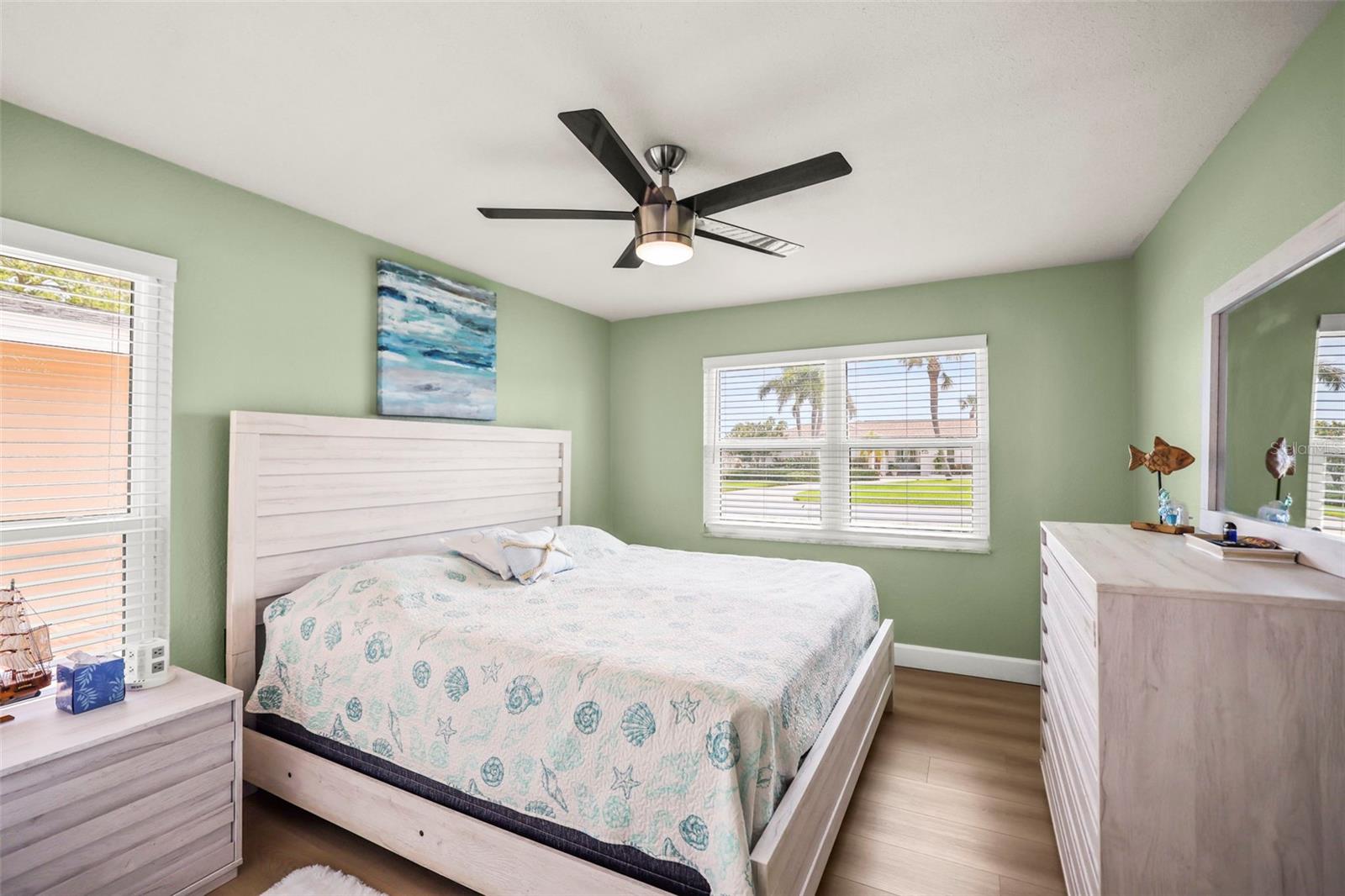 6360 2ND PALM PT, ST PETERSBURG, FL — photo 37