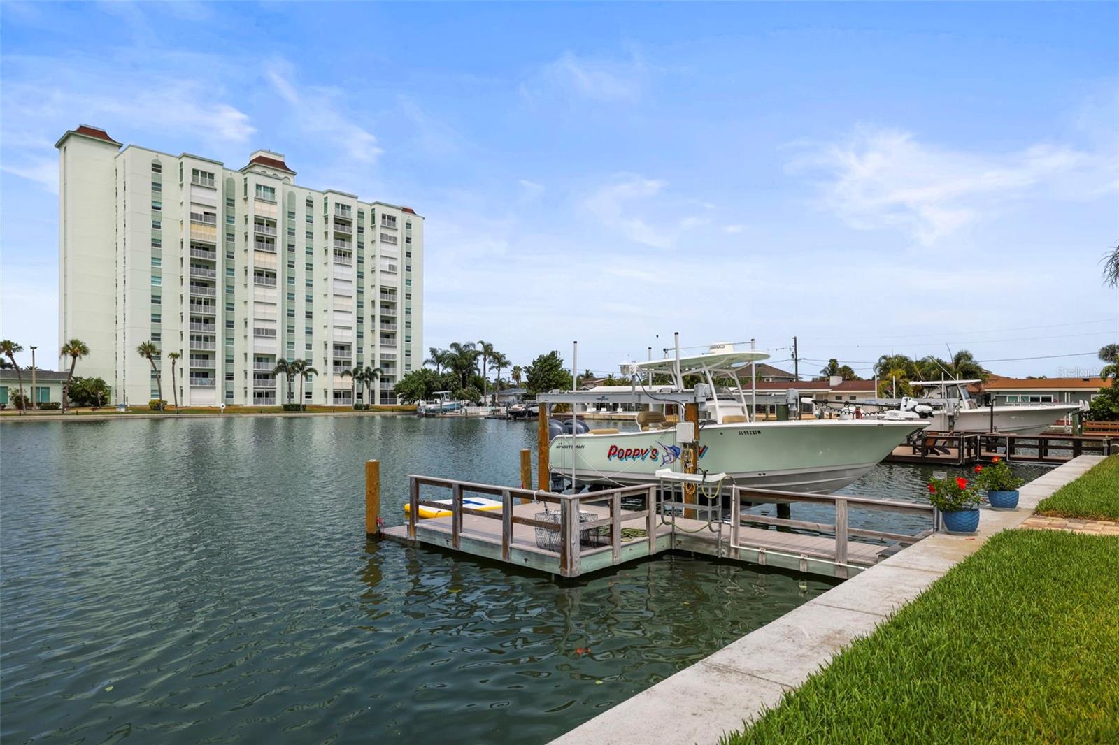 6360 2ND PALM PT, ST PETERSBURG, FL — photo 43