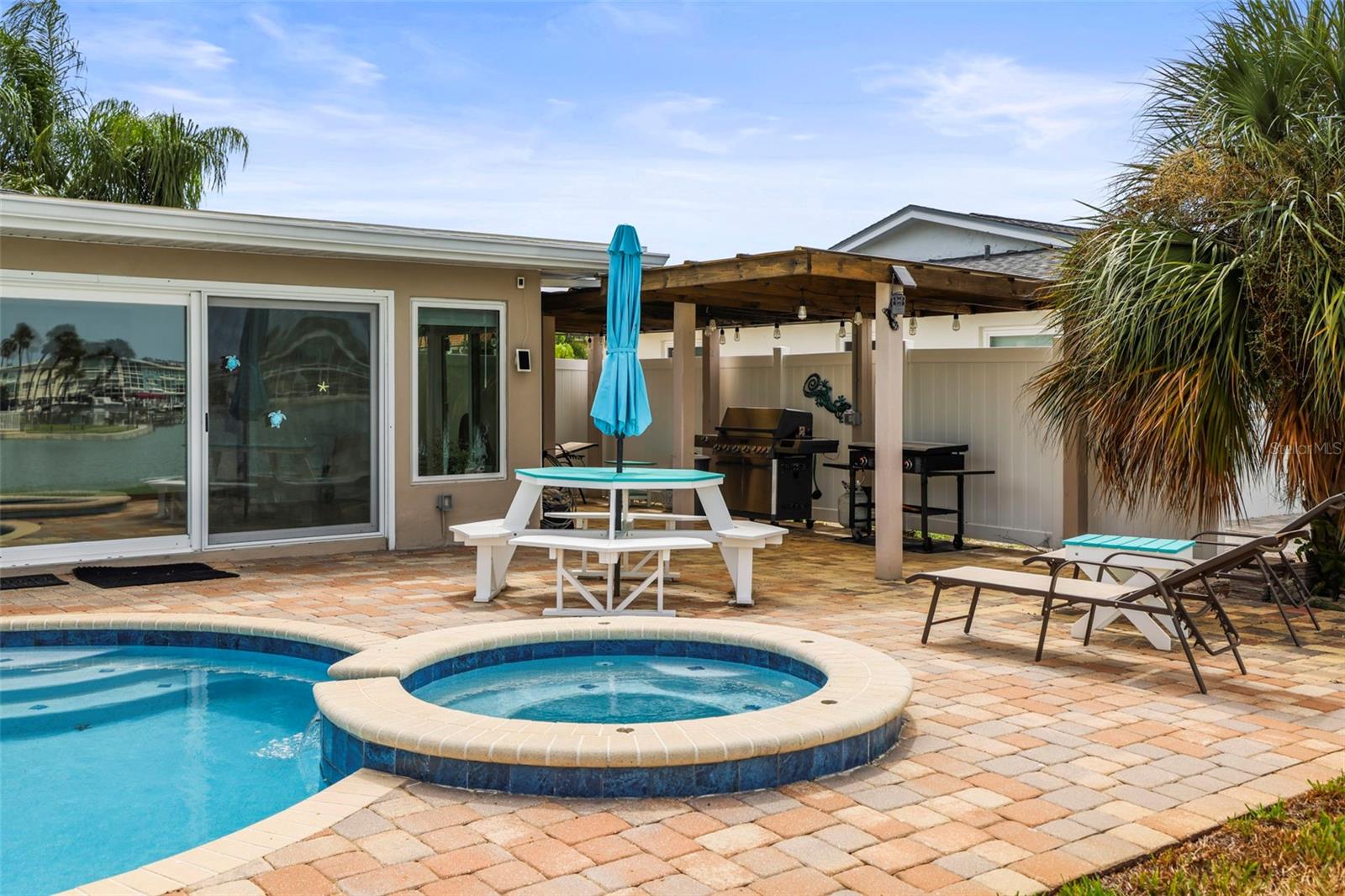 6360 2ND PALM PT, ST PETERSBURG, FL — photo 46