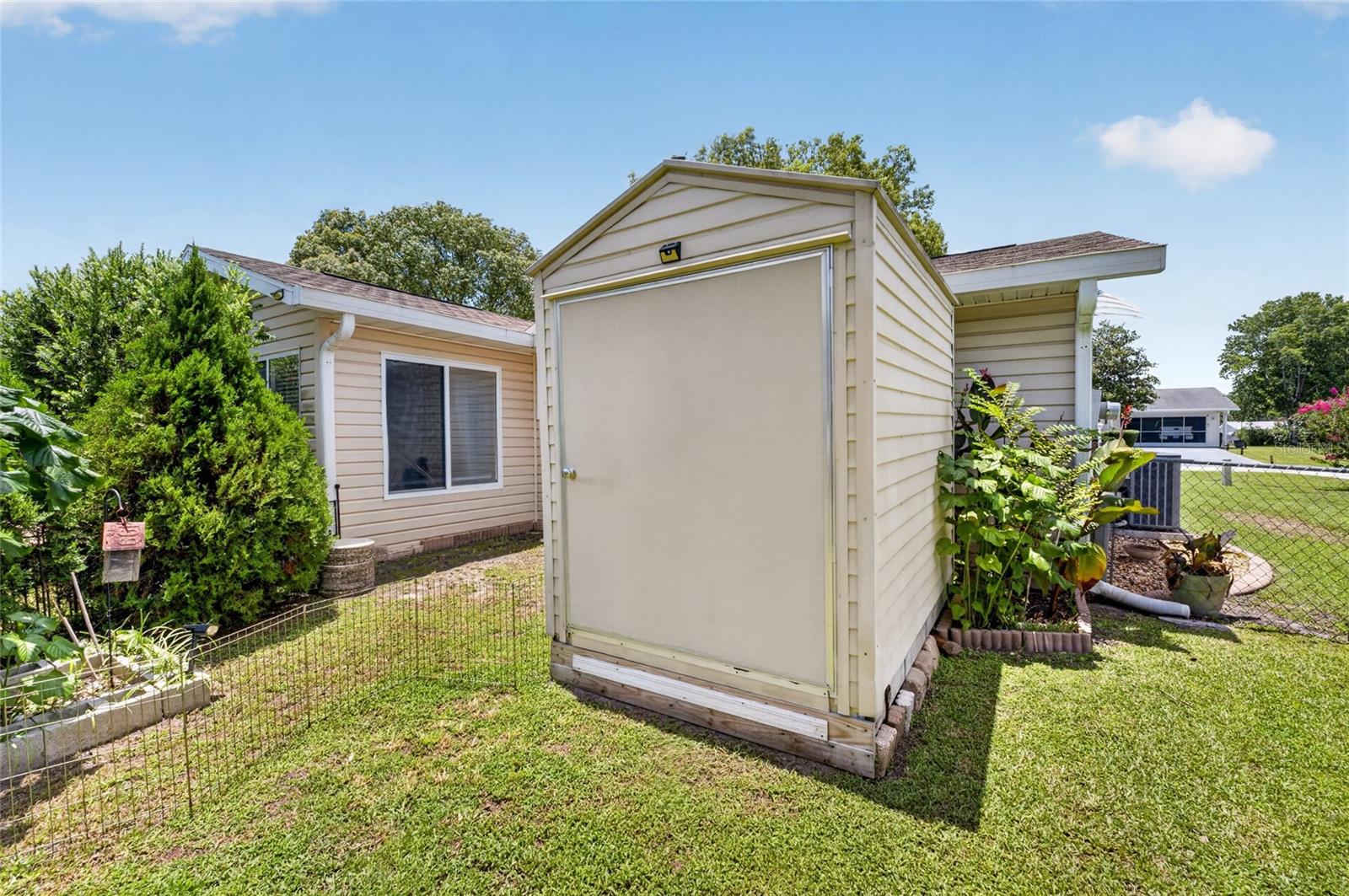 10821 SW 62ND AVE, OCALA, FL — photo 32