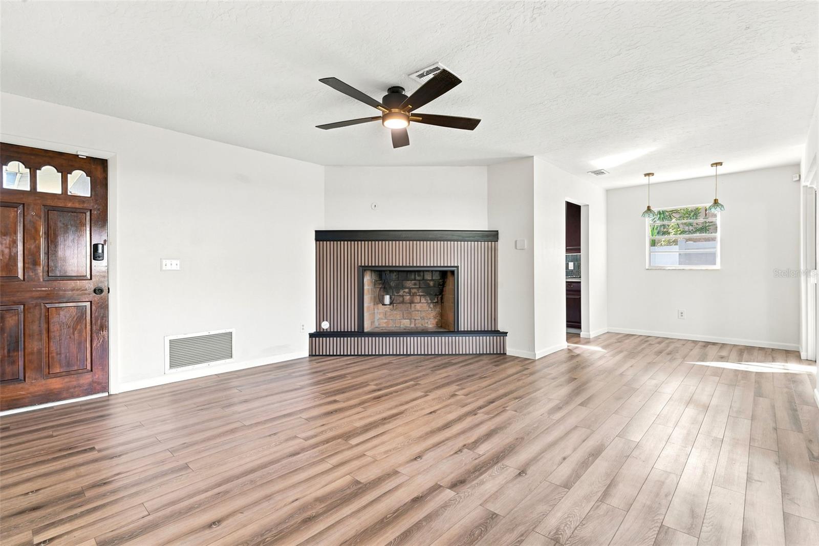 1441 NE OLD MILL DR, DELTONA, FL — photo 2