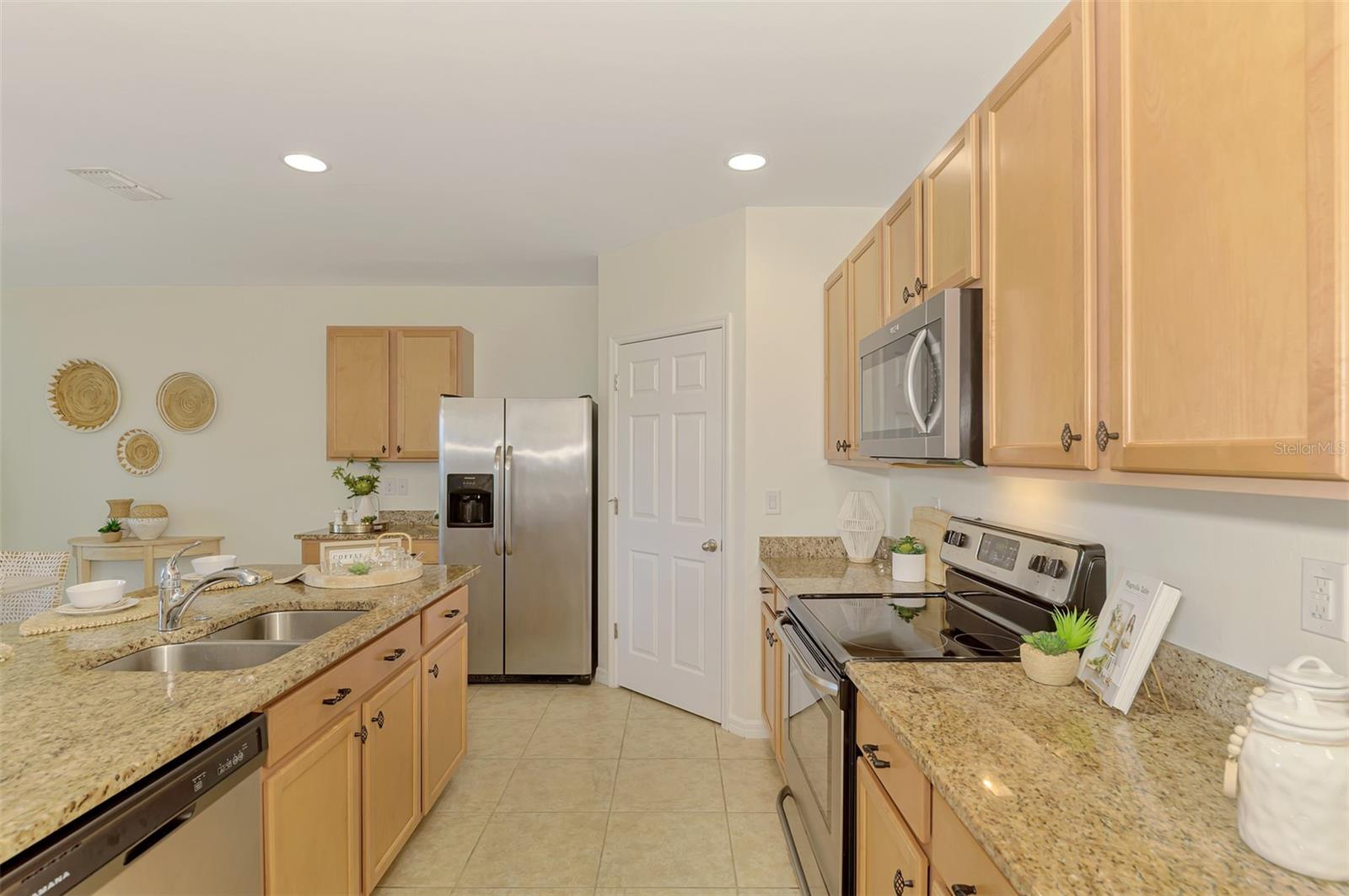 8905 EXCELSIOR LOOP, VENICE, FL — photo 8