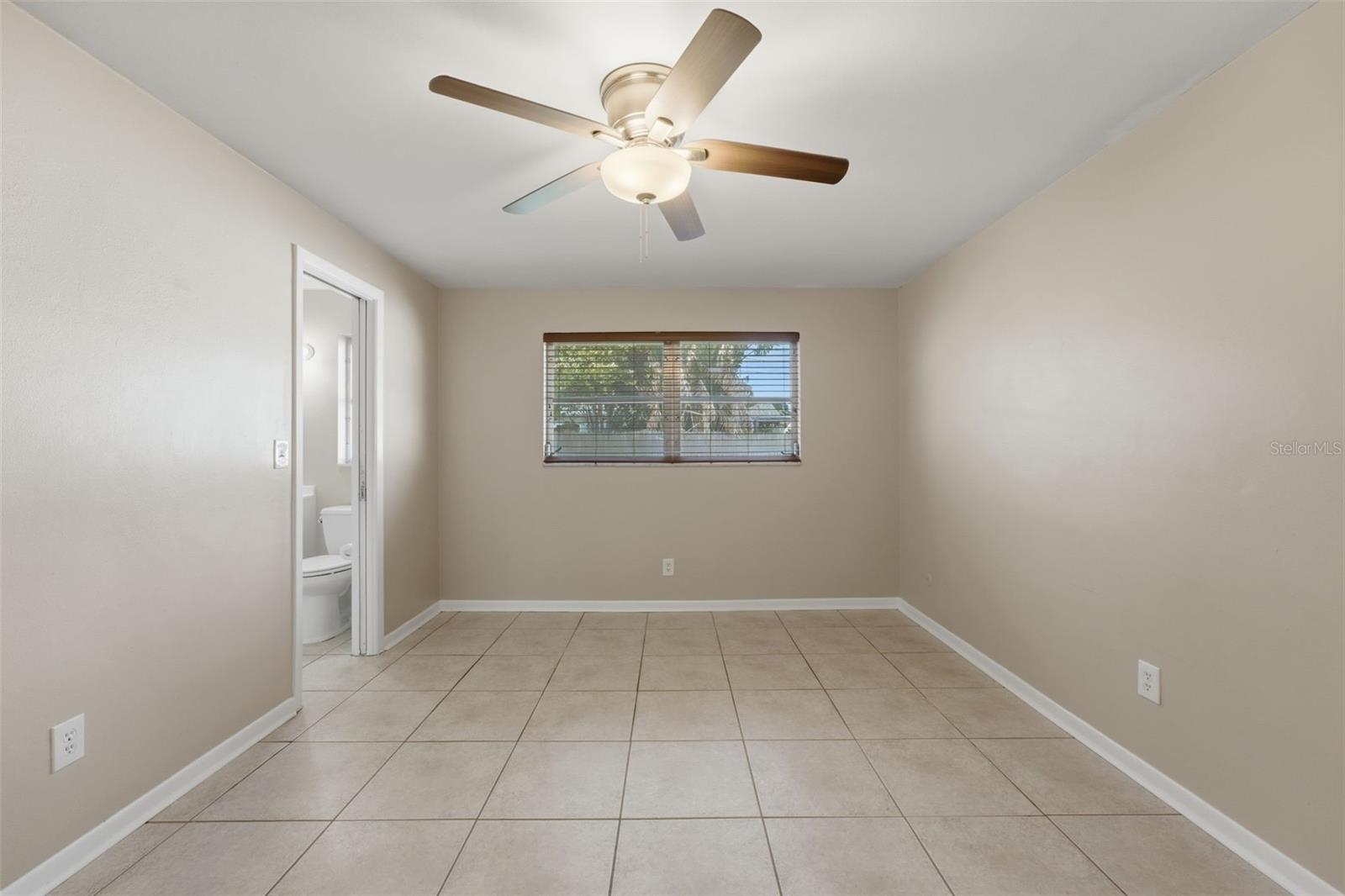 1387 BELLEVUE BLVD, CLEARWATER, FL — photo 20