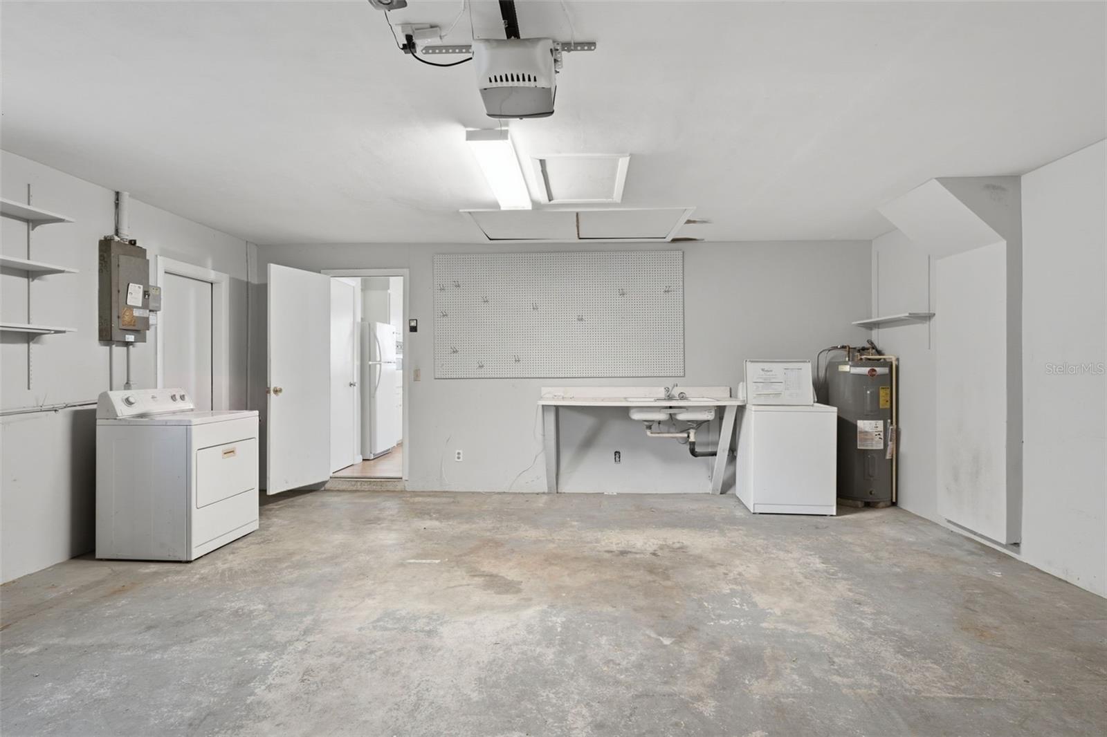 1387 BELLEVUE BLVD, CLEARWATER, FL — photo 30