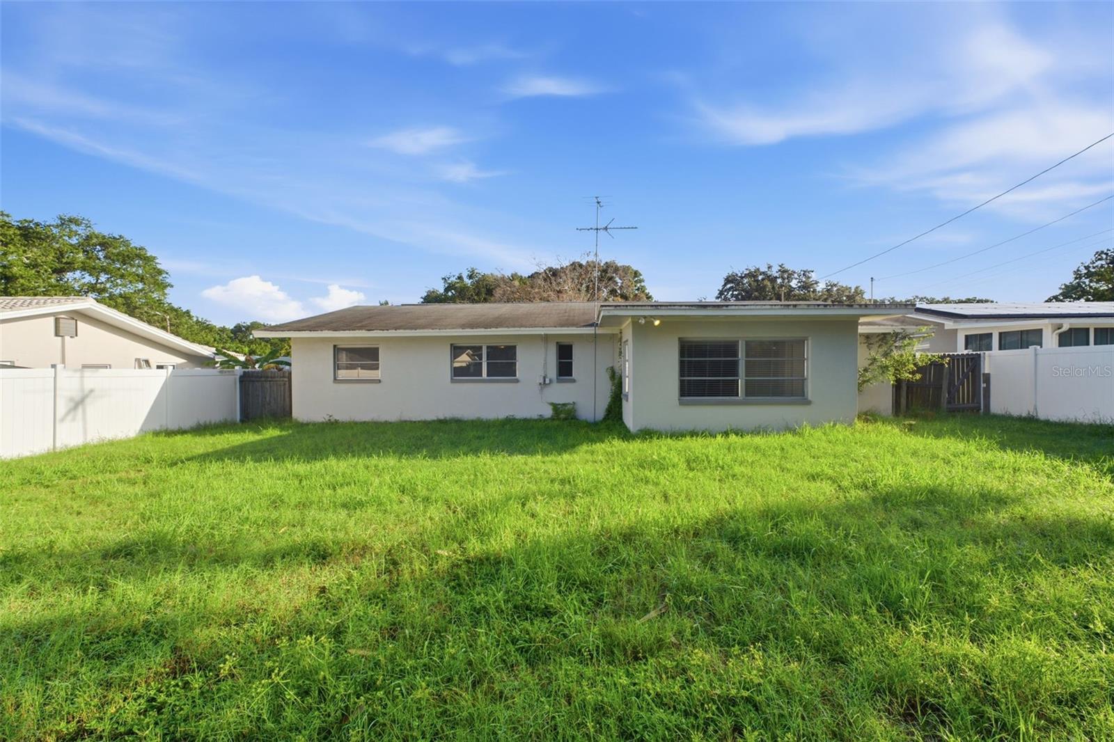1387 BELLEVUE BLVD, CLEARWATER, FL — photo 31