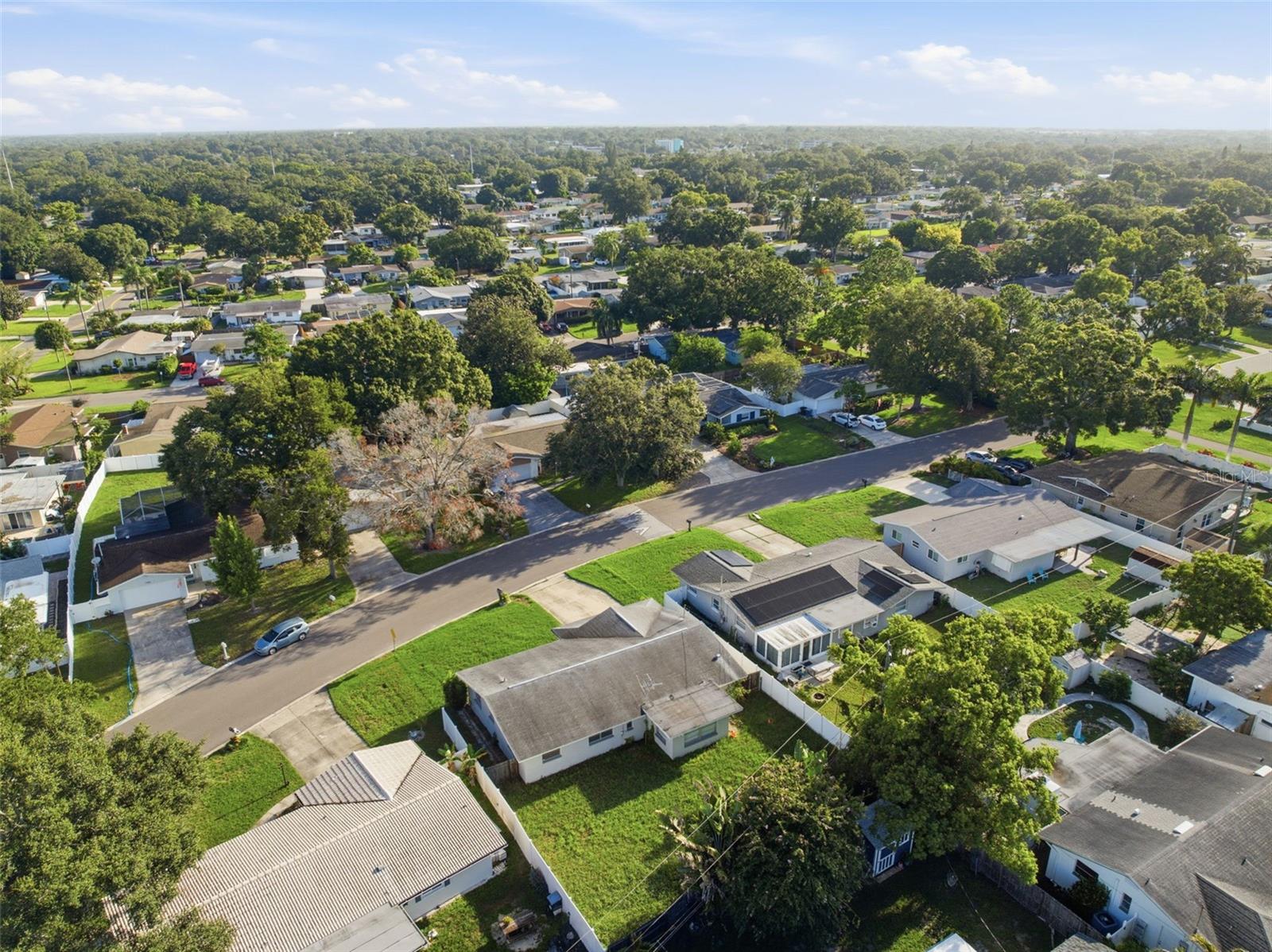1387 BELLEVUE BLVD, CLEARWATER, FL — photo 37