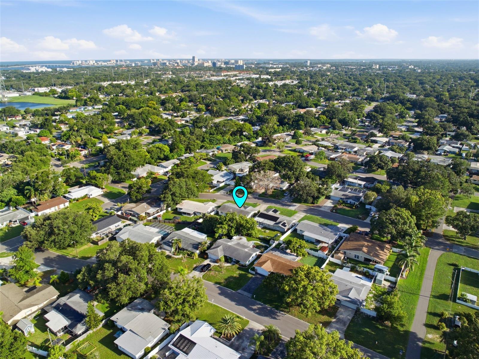 1387 BELLEVUE BLVD, CLEARWATER, FL — photo 42